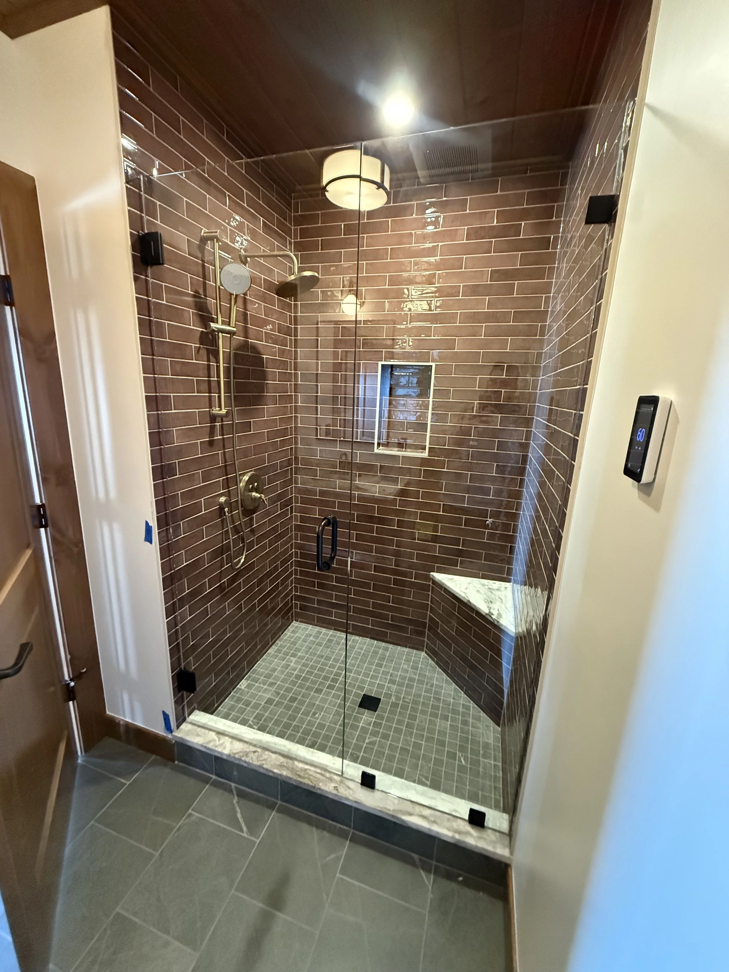 ShowerDoor_FullPanel_1.jpg