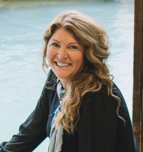 Meet Ohio-based Artist Marcie Stammen