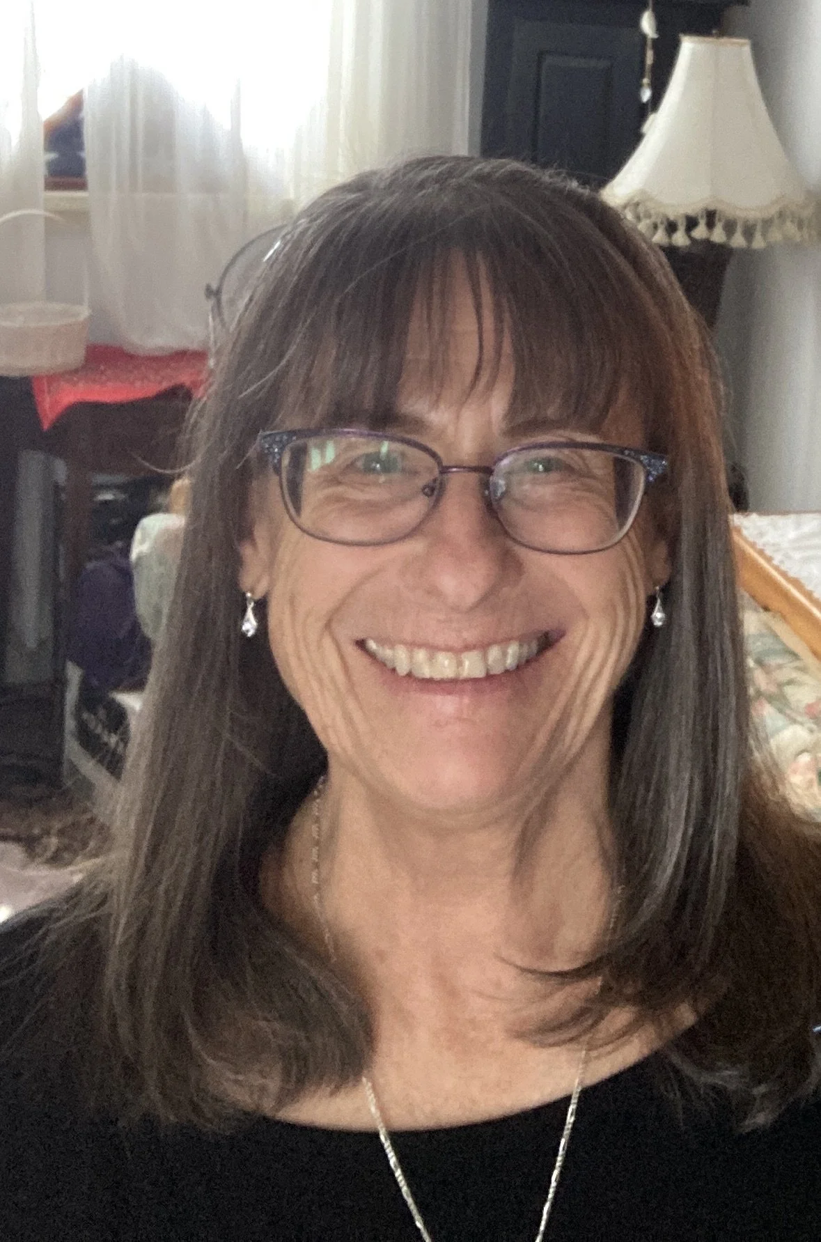 Meet Ontario-based Artist Leslie Darling