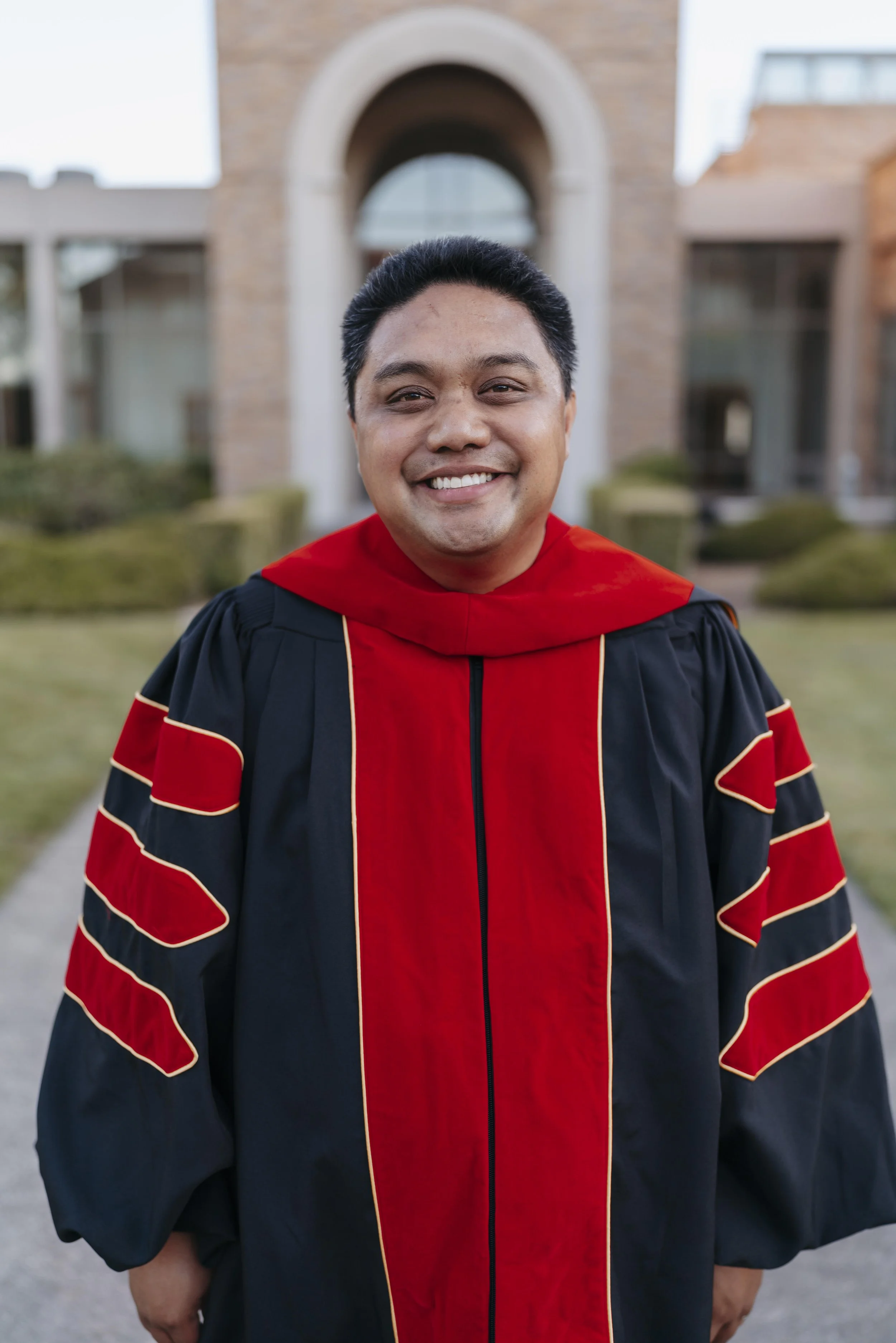 Meet California-based Artist Dr. Manolito S. Jaldon Jr.