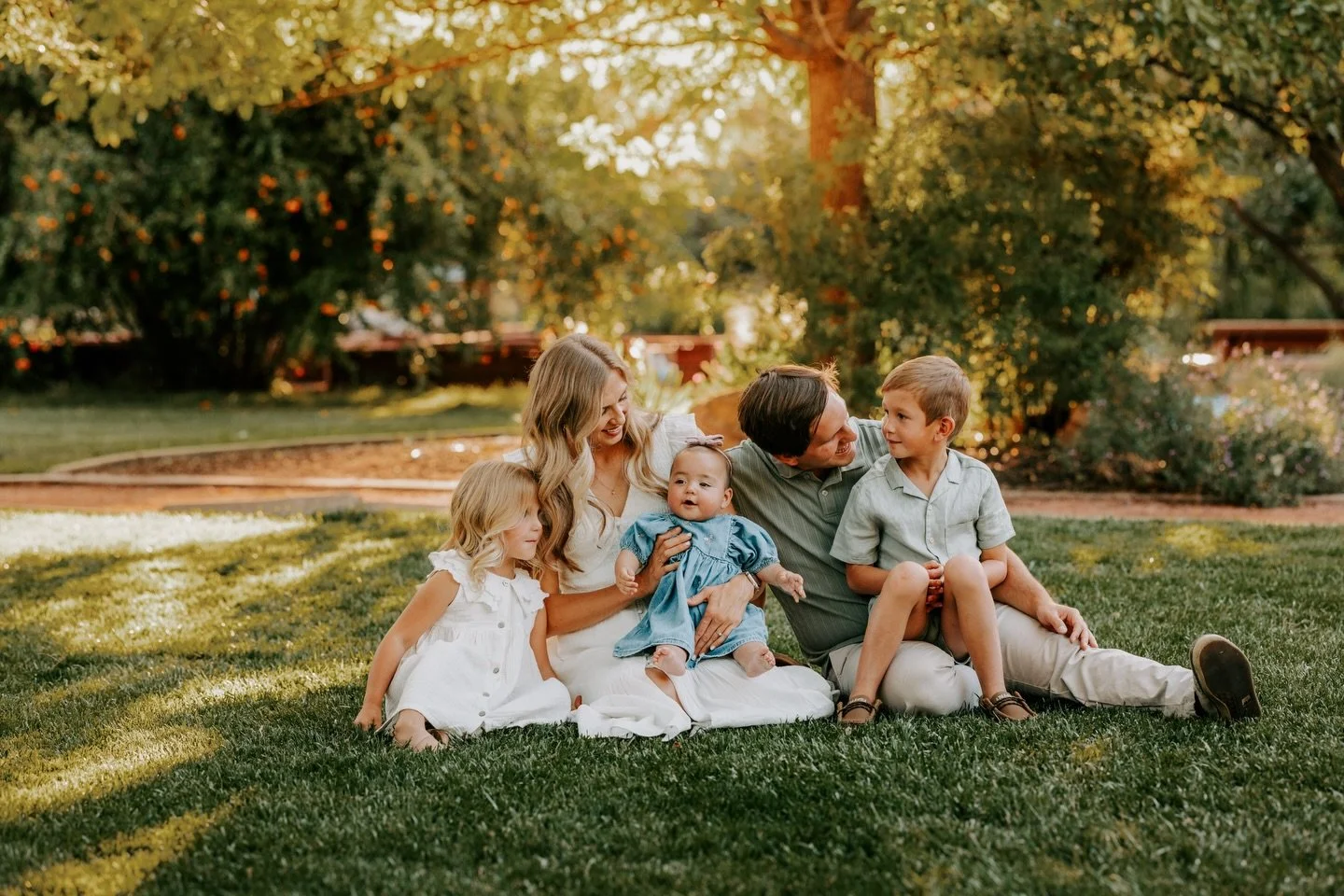 Spring is coming😍✨🌸🌻☀️🌳 

#spring #springphotoshoot