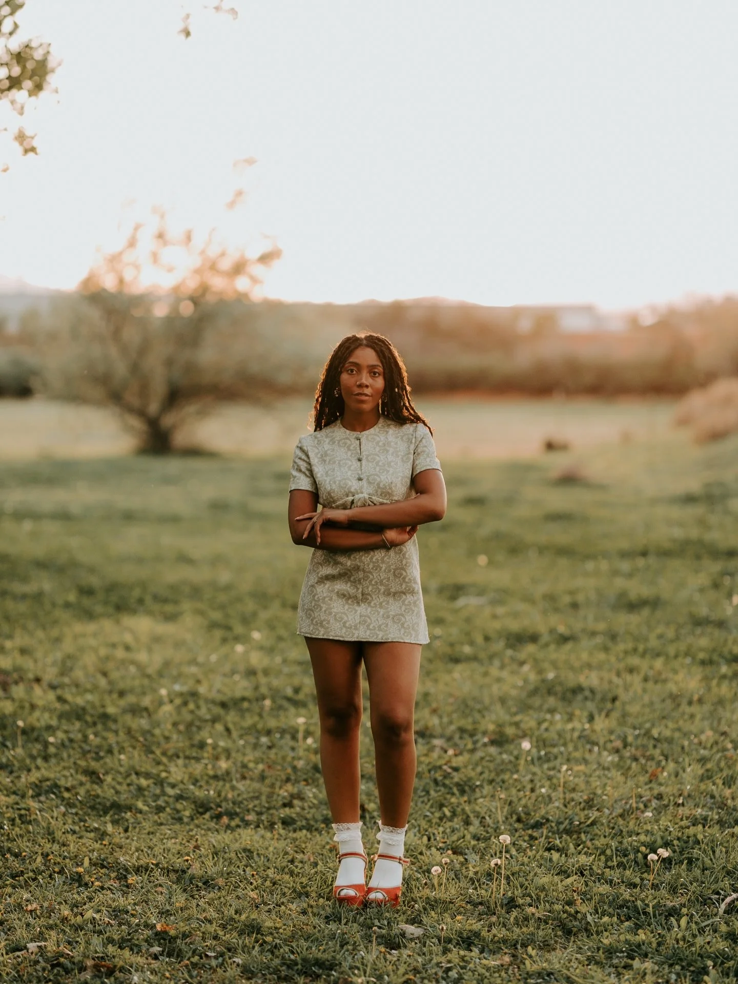 Pop of red❤️✨🌳🍋📸
Model @maloreehallman 🎀

#utahphotographer #utahphotography #portrait