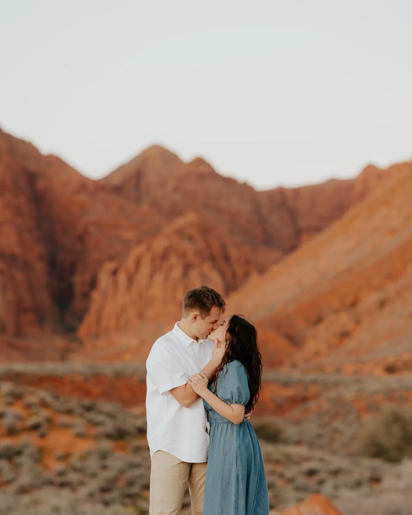 Lucky to call Southern Utah home🙌🏼🏜️🌵📸☀️ Bridals with these two next weekend😍💍📸

#southernutah #utahphotographer #utahphotography #utahweddingphotographer #engagement