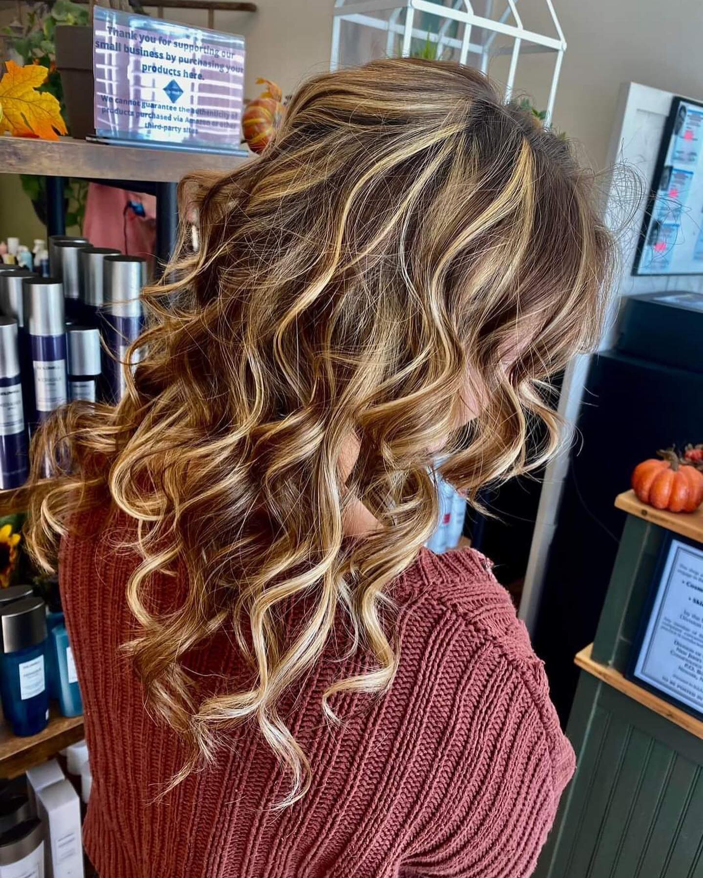 Autumn hair is in the air at Salon Sage
Hair by Ron May

Call us at 856.624.9140 to book your fall makeover 🍁✨

#goldwell #goldwellcolor #goldwellapprovedus #goldwellcolorance #goldwellpurepigments #goldwelltopchic #goldwellsalon #njsalon #njstylist