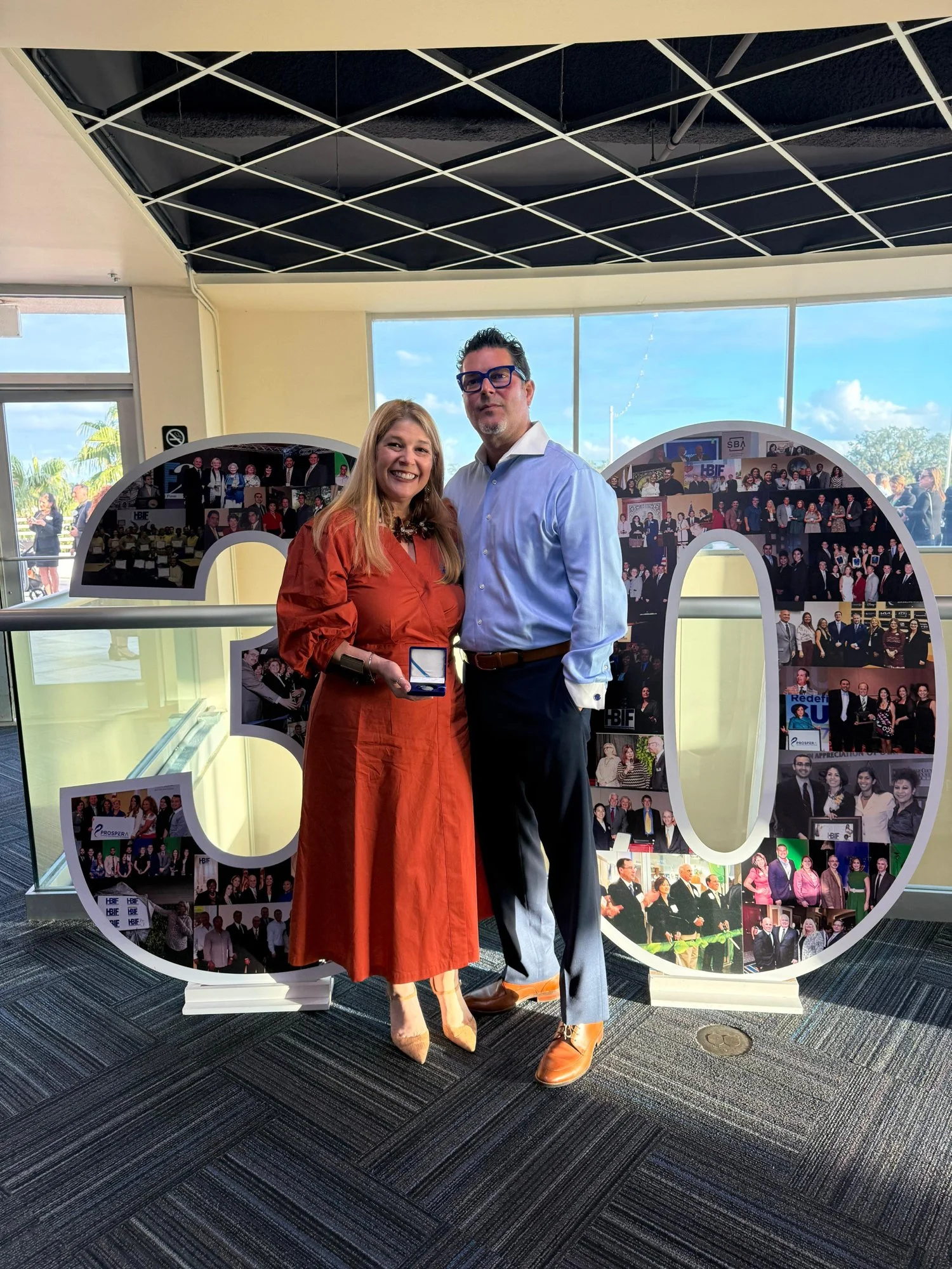 Nuestra fundadora y presidenta, Denisse Centeno-Lamas, junto con nuestro director financiero, Richard Centeno, tuvieron el honor de participar en la celebración del 30.º aniversario de Prospera, una organización que, durante tres décadas, ha desempeñado un papel fundamental en el fortalecimiento y el empoderamiento de 