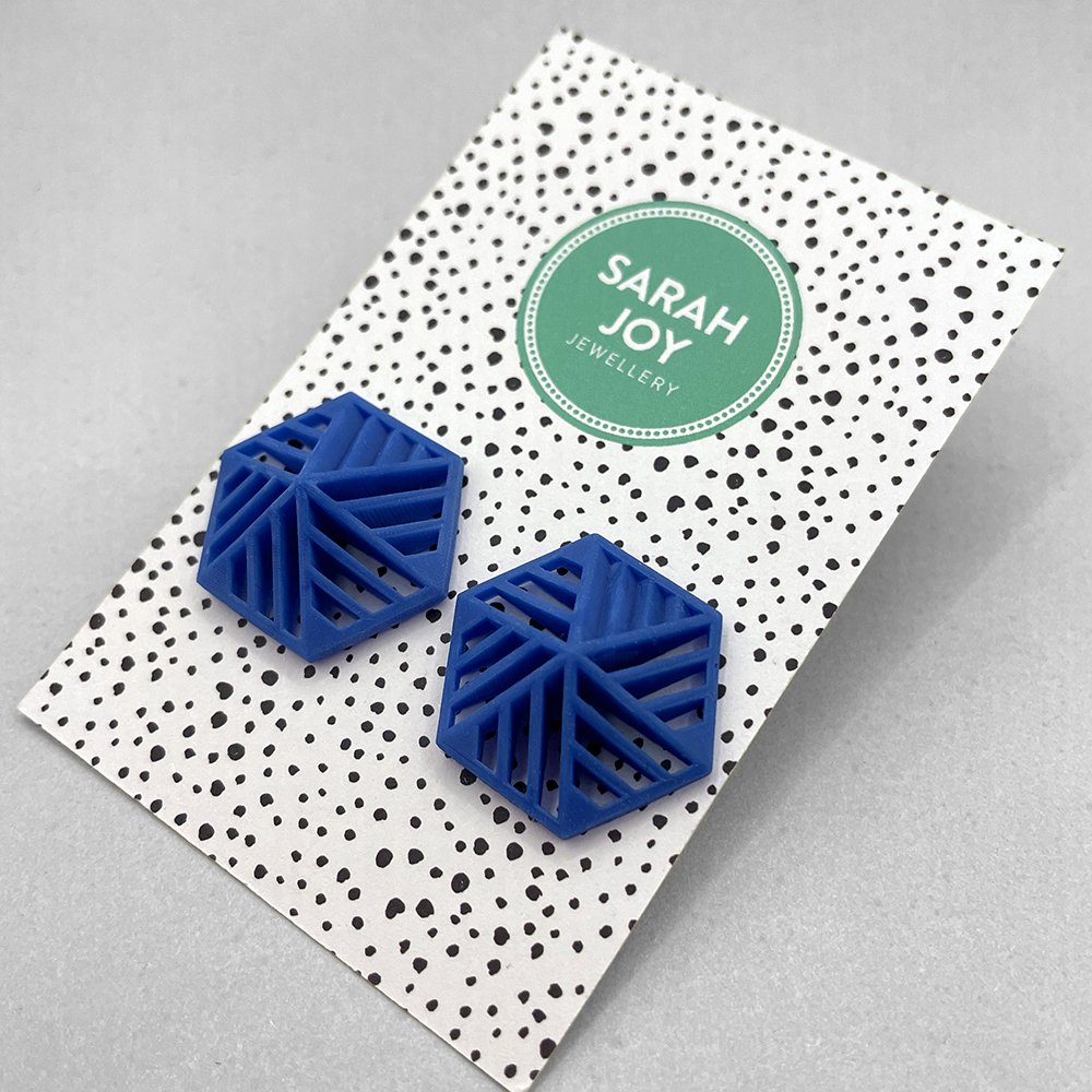 Hexagon Stripe Stud Earrings 01.jpeg