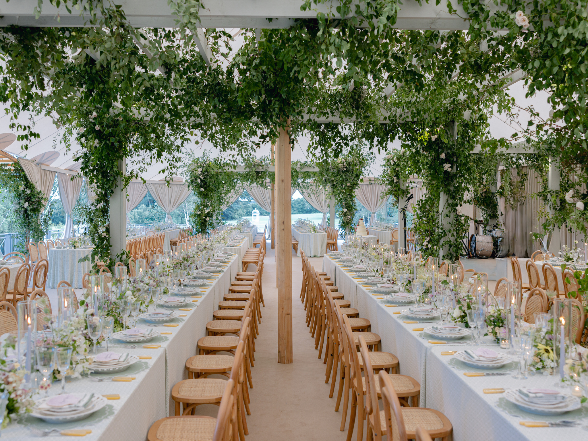 A Summer Celebration: Sophia &amp; Hugh’s Wedding