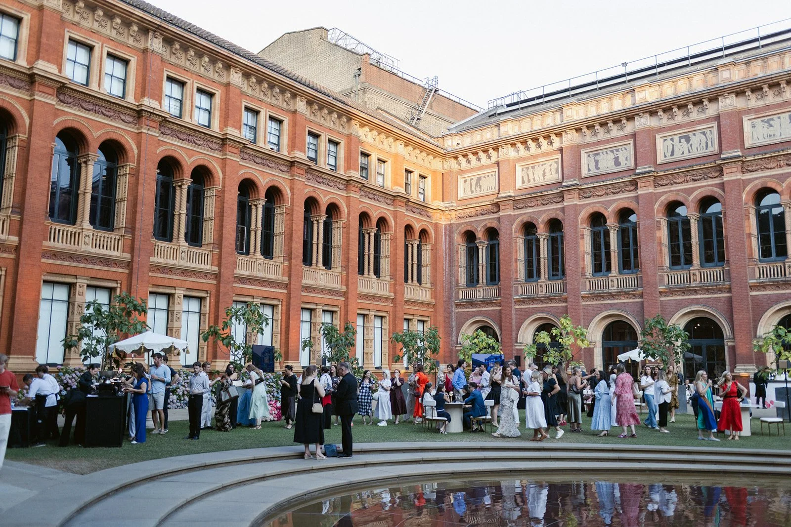 V&A_Summer_Soiree_2026_Philippa_Sian_Photography-378.jpg