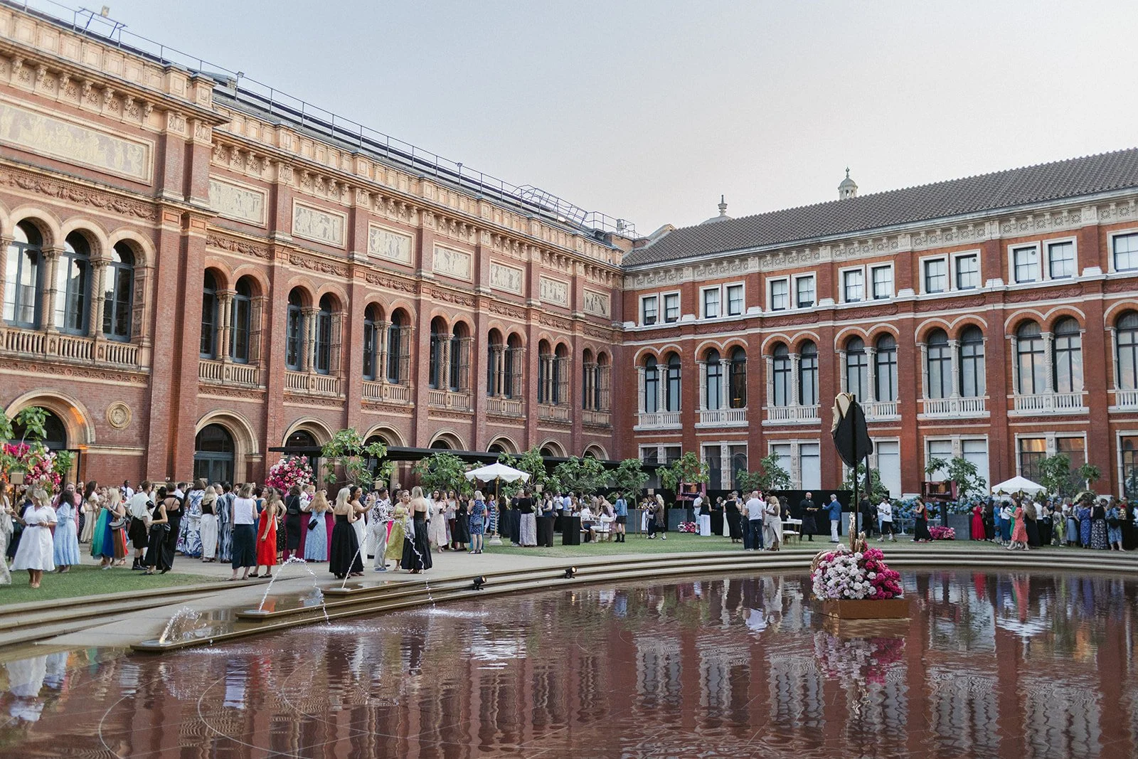 V&A_Summer_Soiree_Previews_Philippa_Sian_Photography-61.jpg