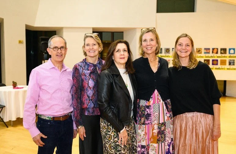 Wishing everyone happy and creative holidays. 
.
.
#artwellesley