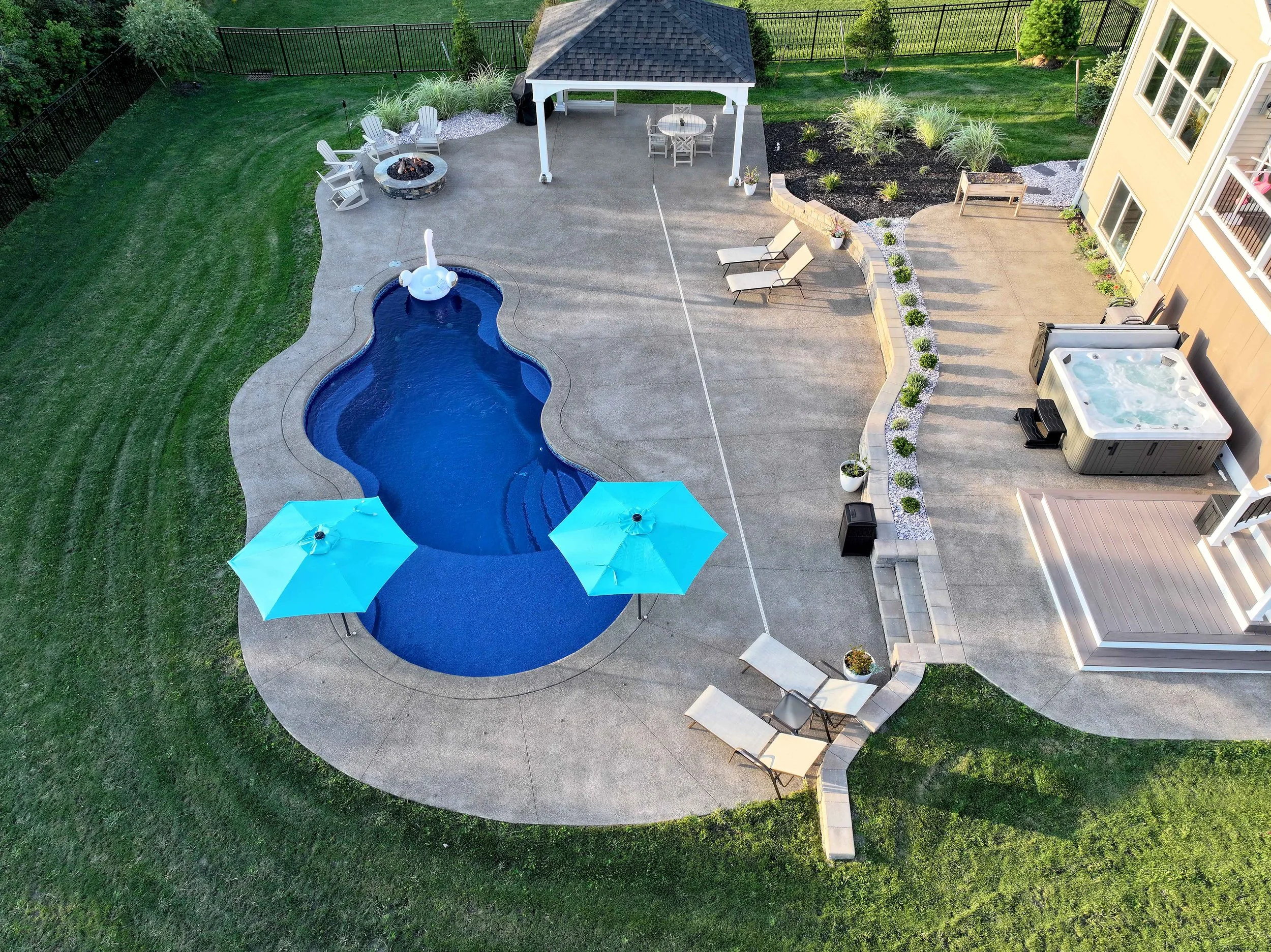 DJI_20240822192237_0073_D r.jpg