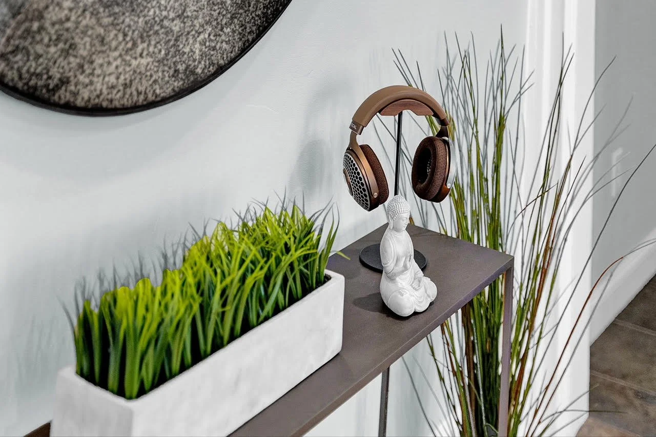 Listening Room 6.jpeg