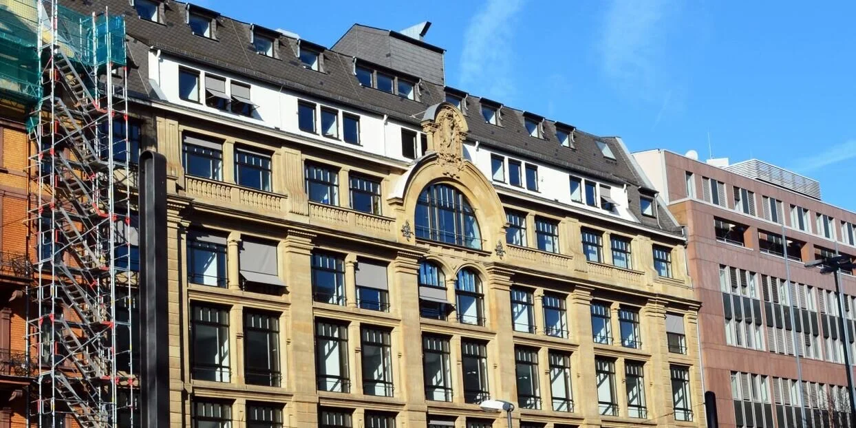 Human Security Lab Director Joins Peace Research Institute in Frankfurt as International Security Fellow