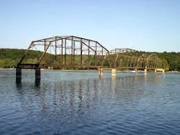 bridge to nowwhere.jpg