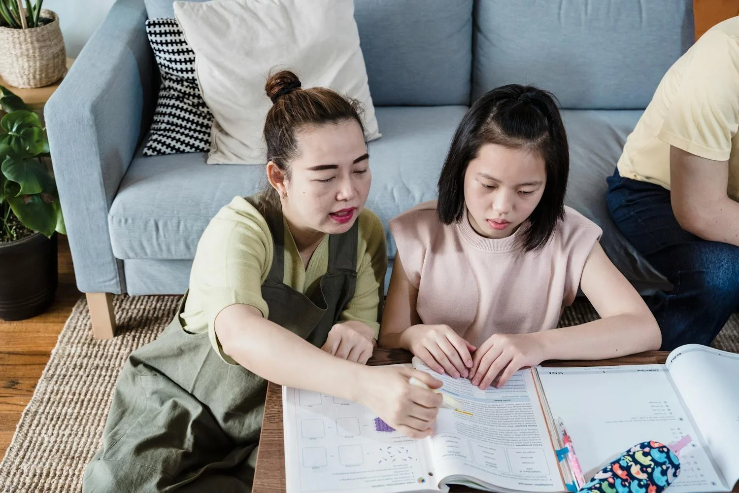 One-on-one tutoring session between student and tutor