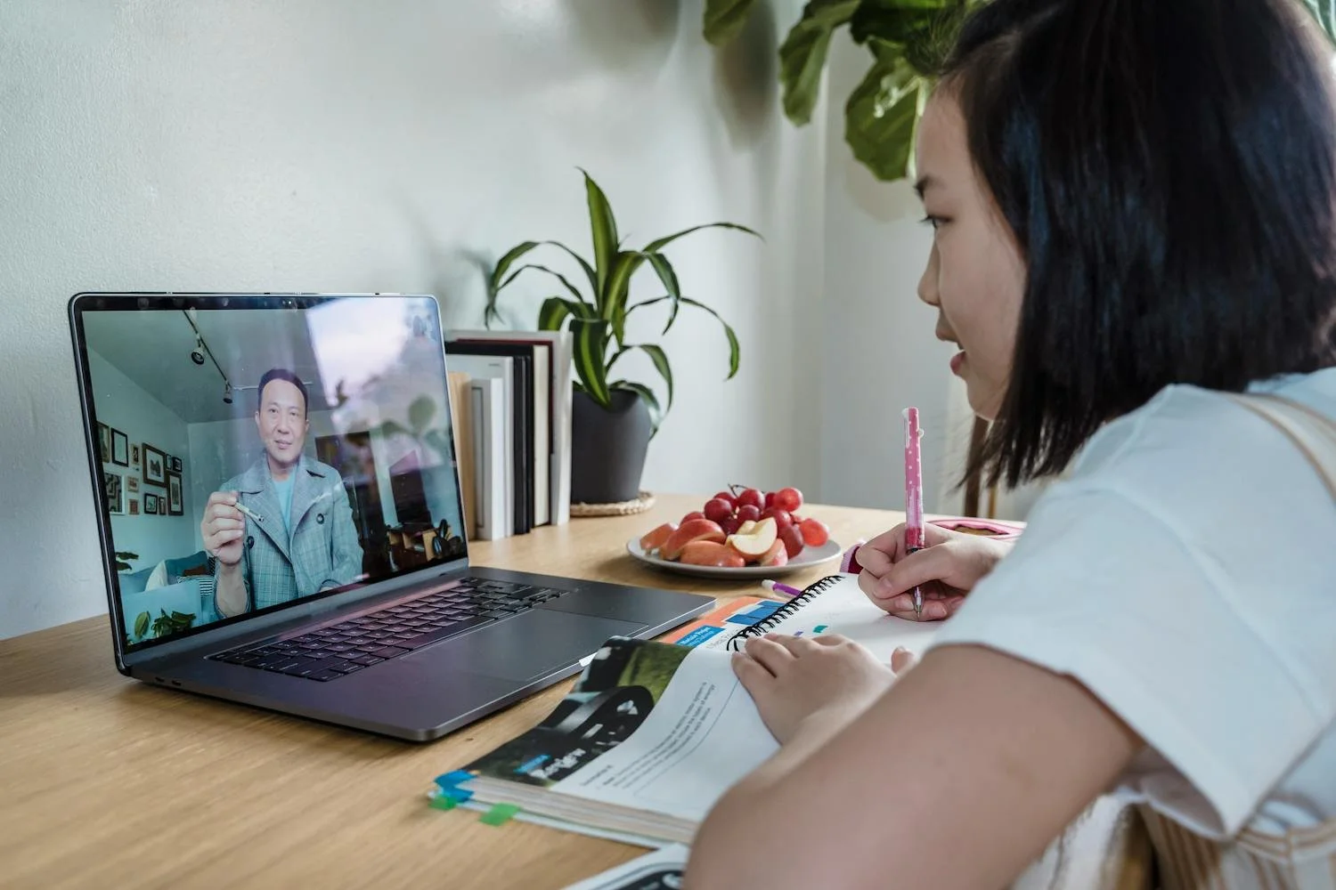 Online Calculus tutoring session with equations