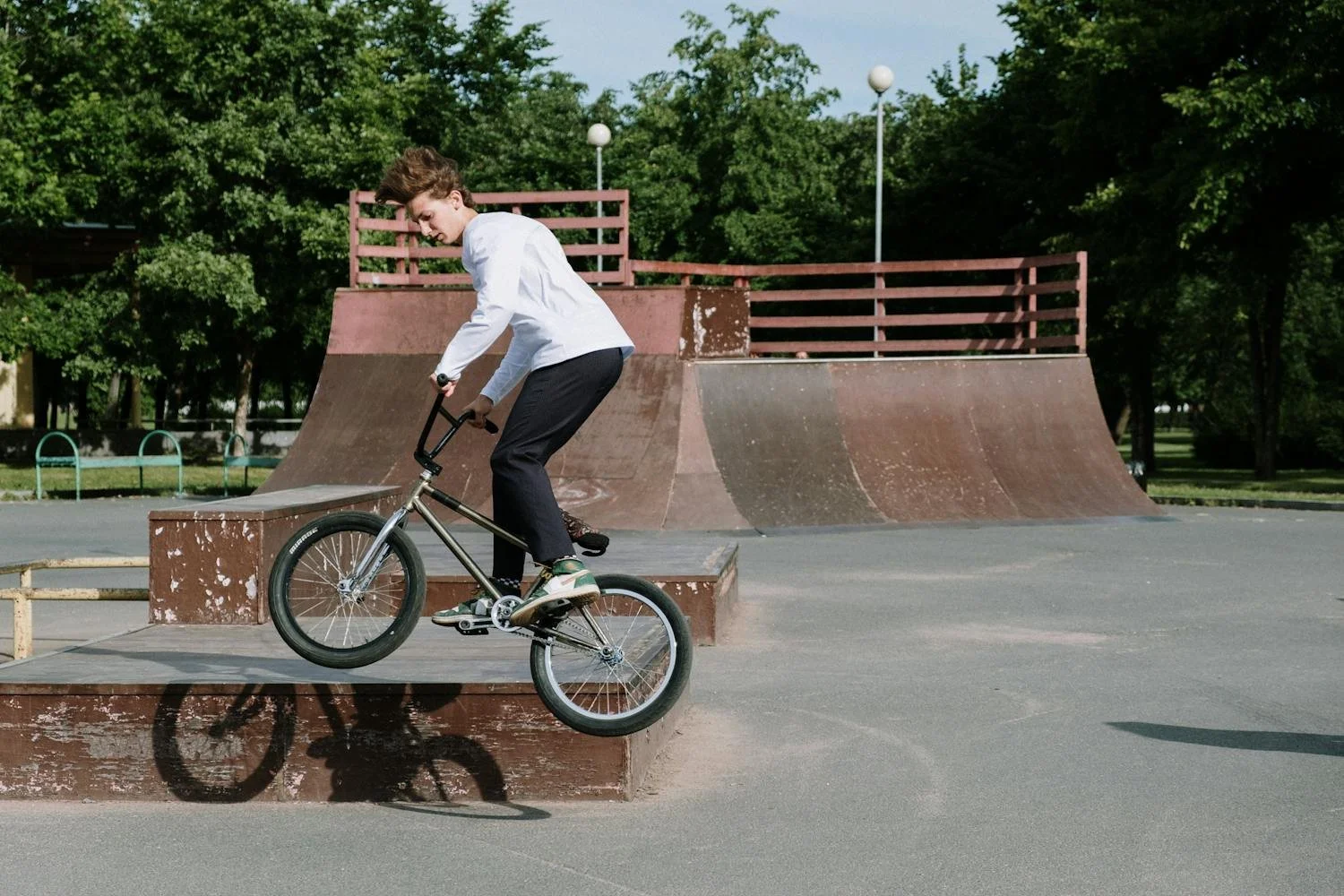 Everyday examples of Physics like bicycles, ramps, and pulleys