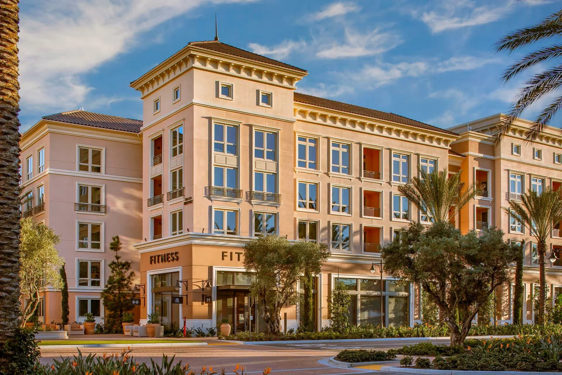 2603-07B-Exterior-FItness_Colonnade-IrvineApart._.jpg