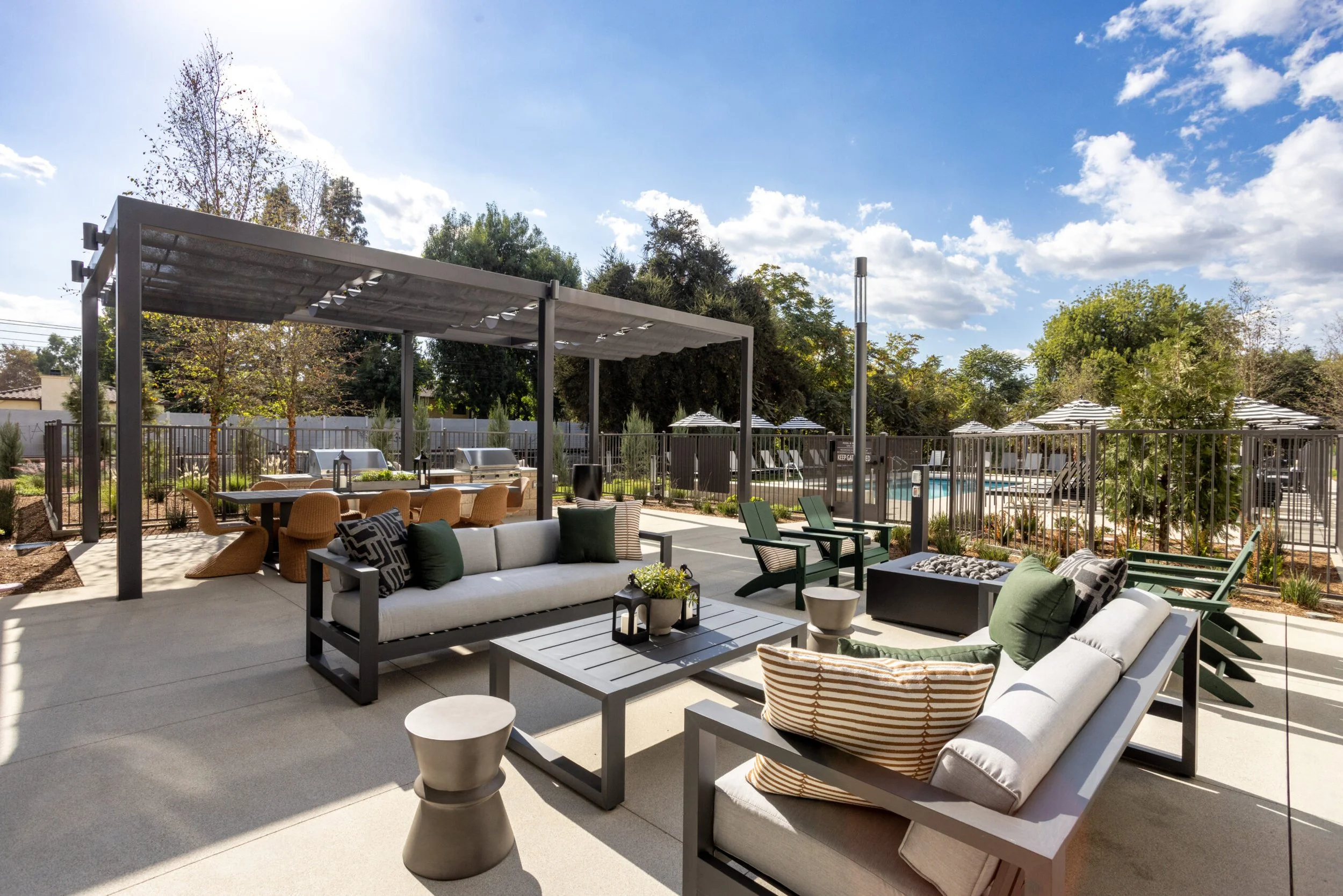 Alexan-Marmont-08-Outdoor-Lounge-scaled.jpg