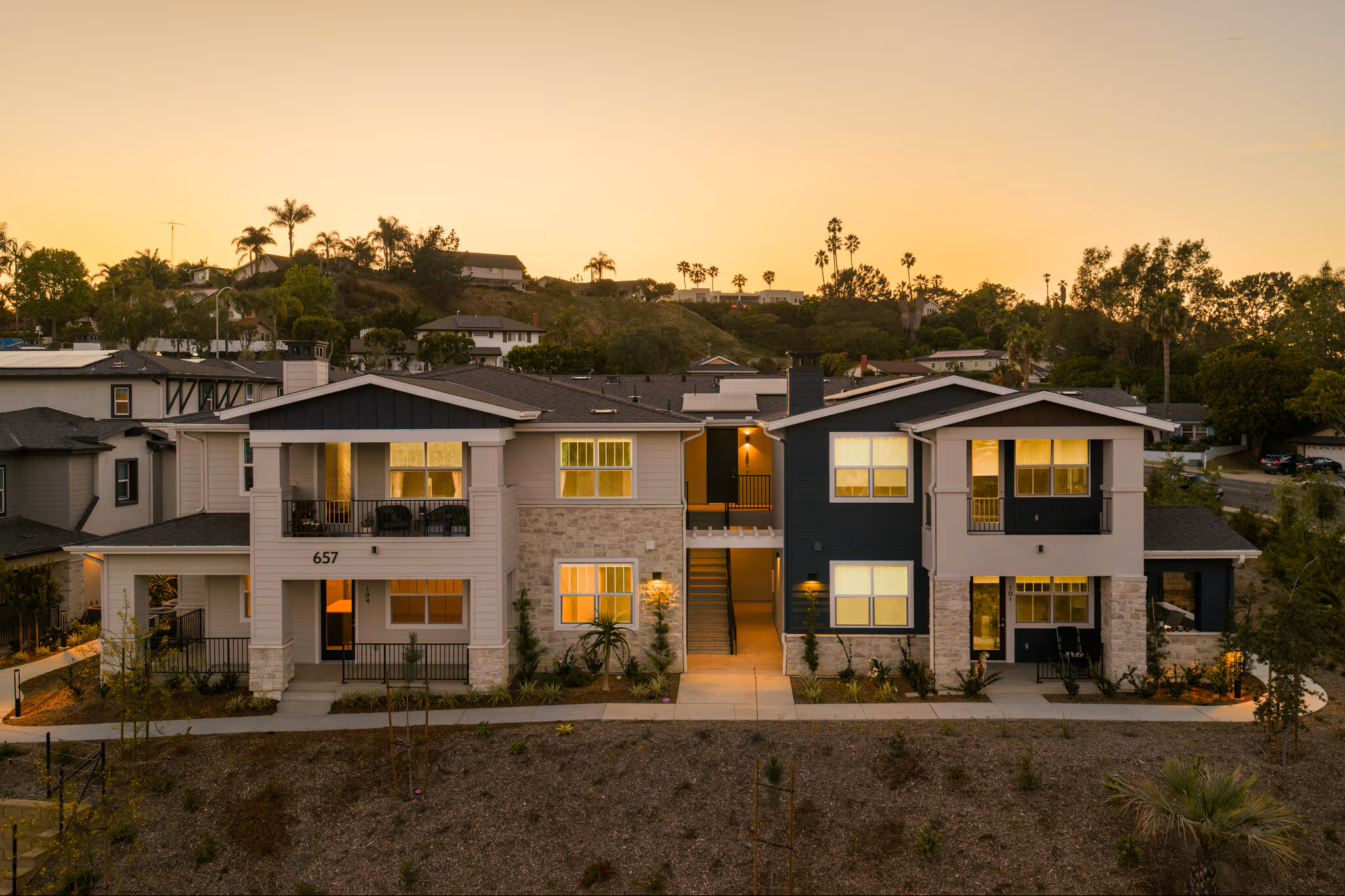riva-solana-beach-ca-building-photo (4).png