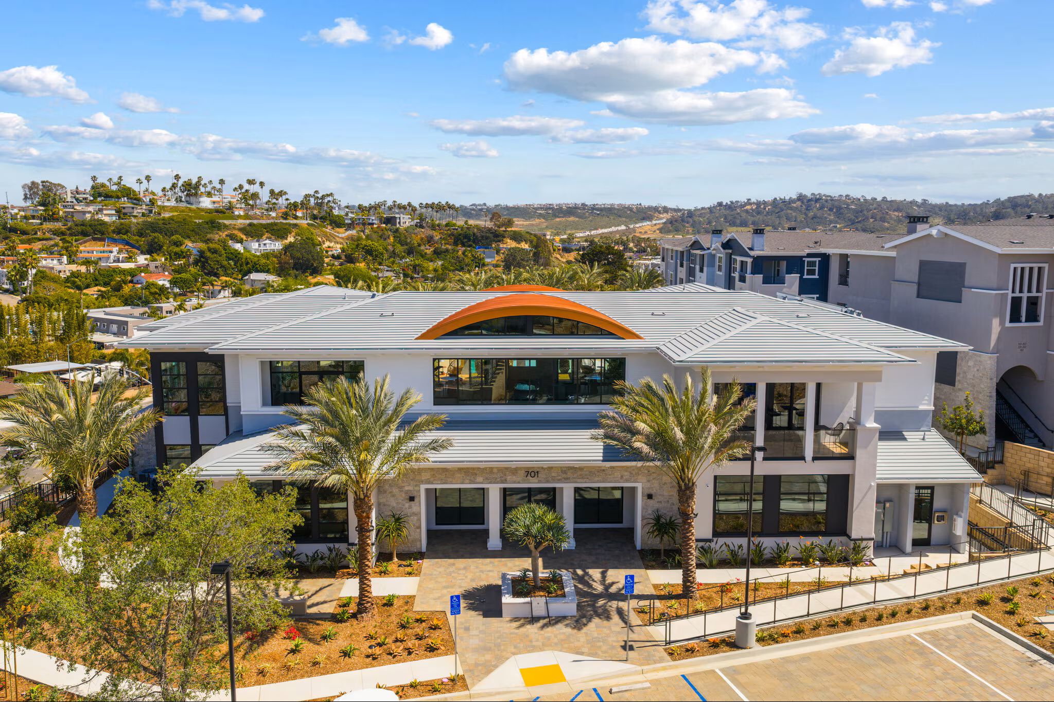 riva-solana-beach-ca-building-photo (3).png