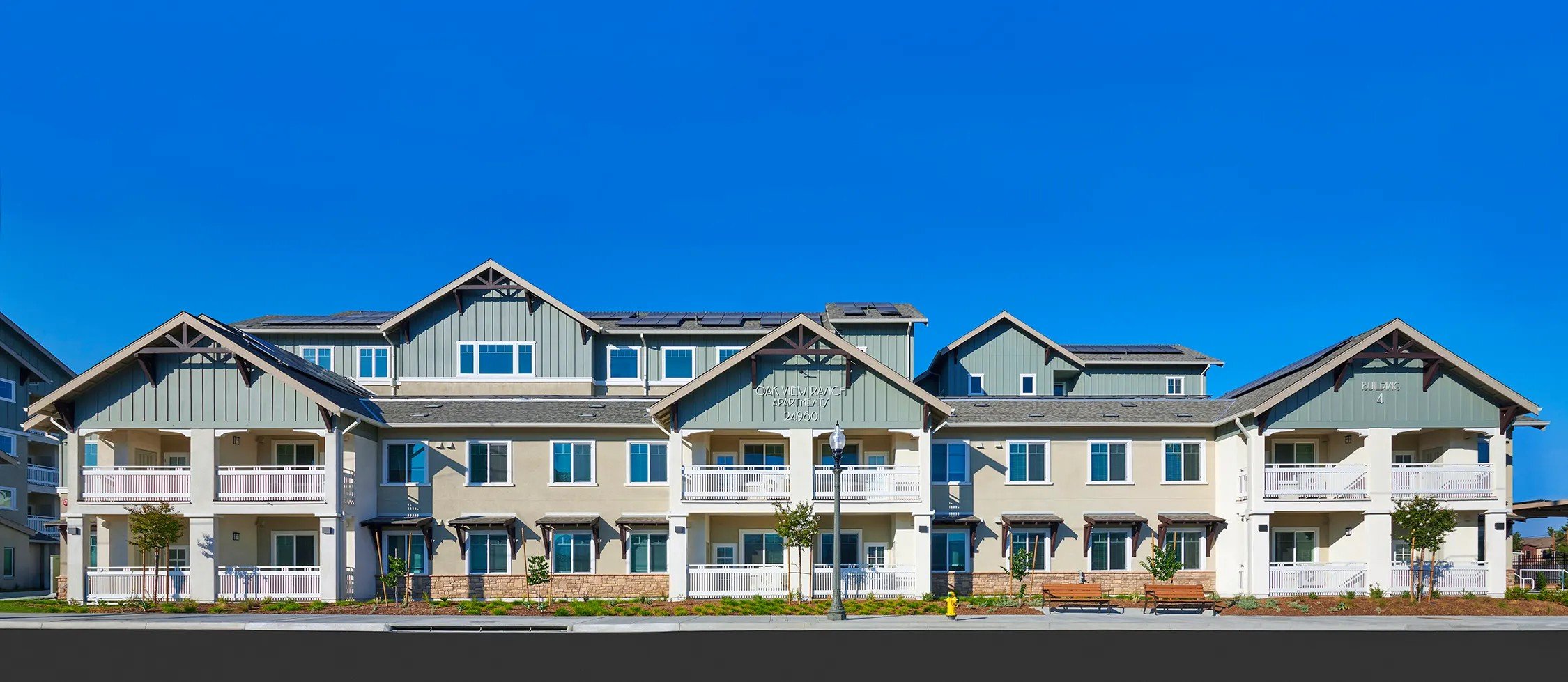 Oak View Exterior 2.jpg