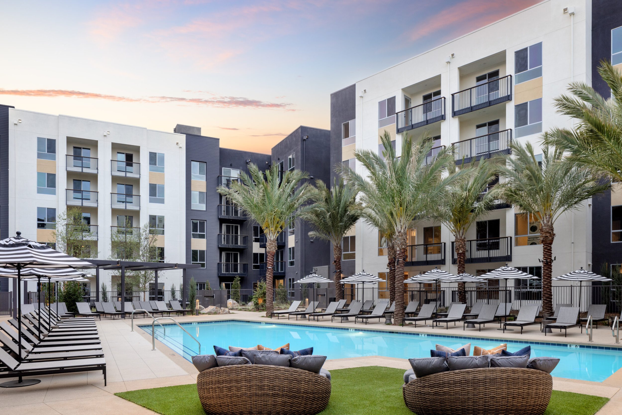 Alexan-Marmont-Amenities-Pool-02-scaled.jpg