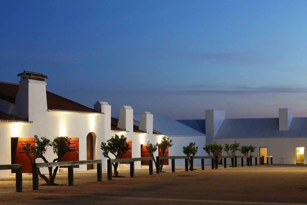 Torre de palma suites at night.jpeg