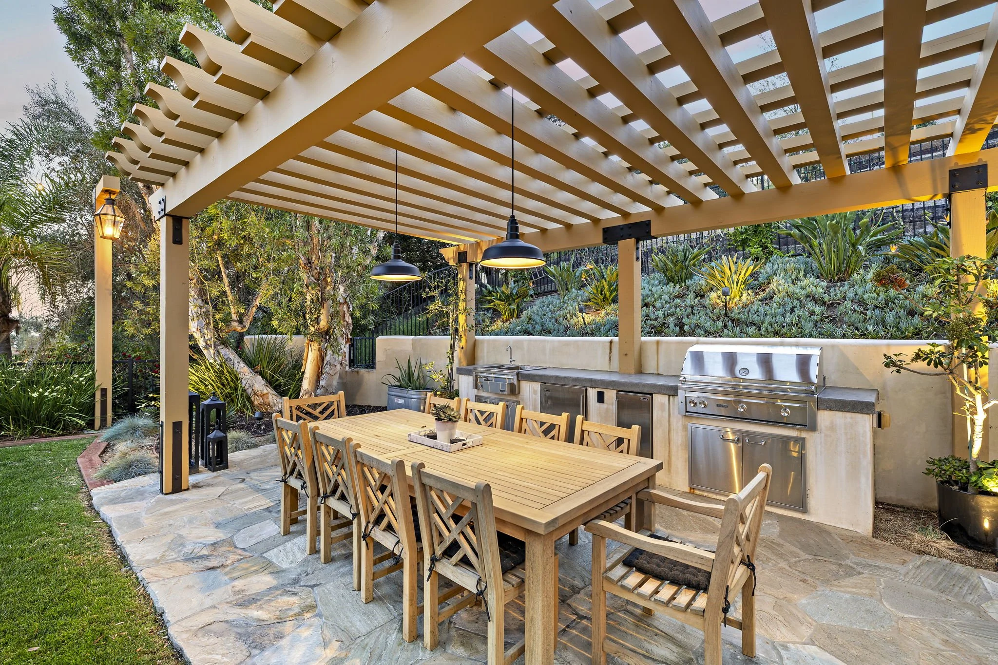 23-web-or-mls-118 Via Ensueno TWILIGHT 23.jpg