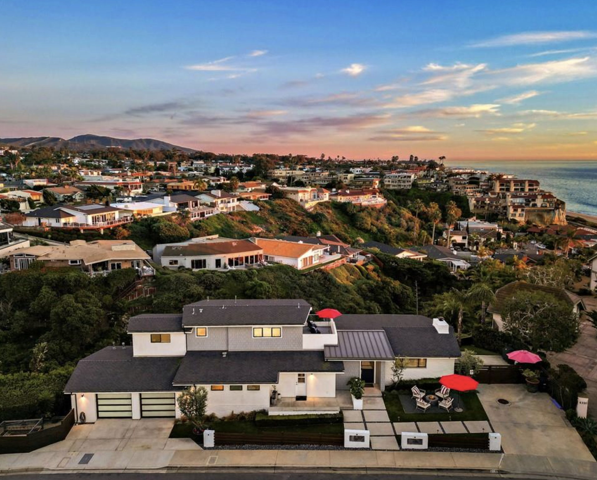 2030 Calle De Los Alamos