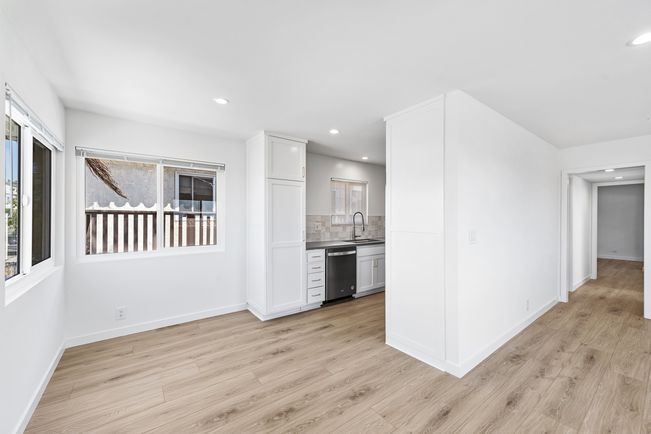 223 Ave Victoria (4).jpg