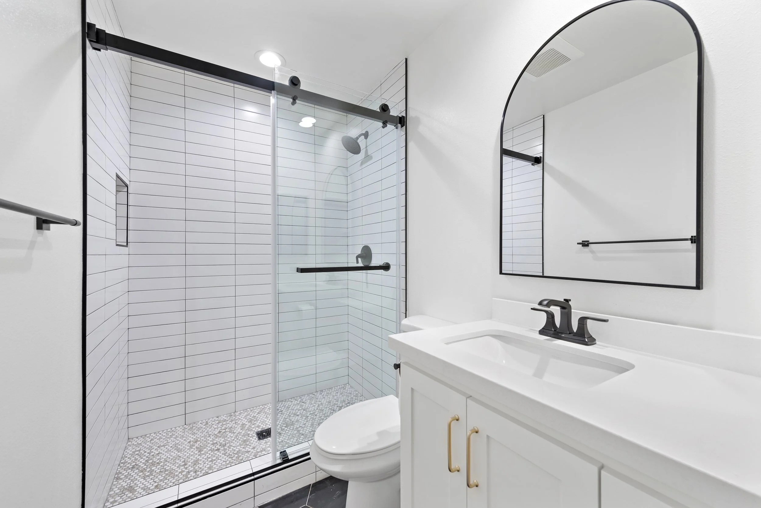 223 Ave Victoria A (11).jpg