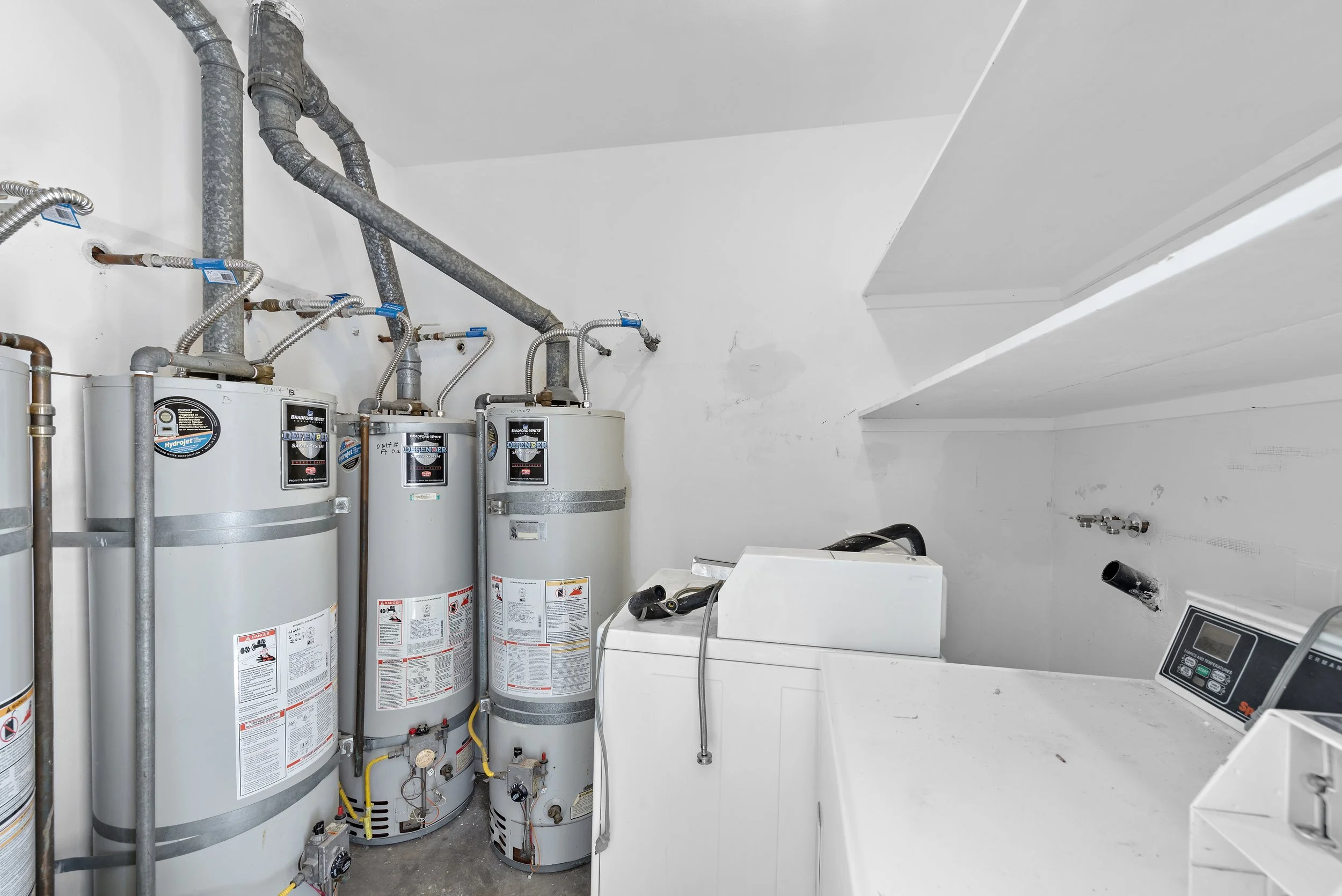 223 Ave Victoria A (17).jpg