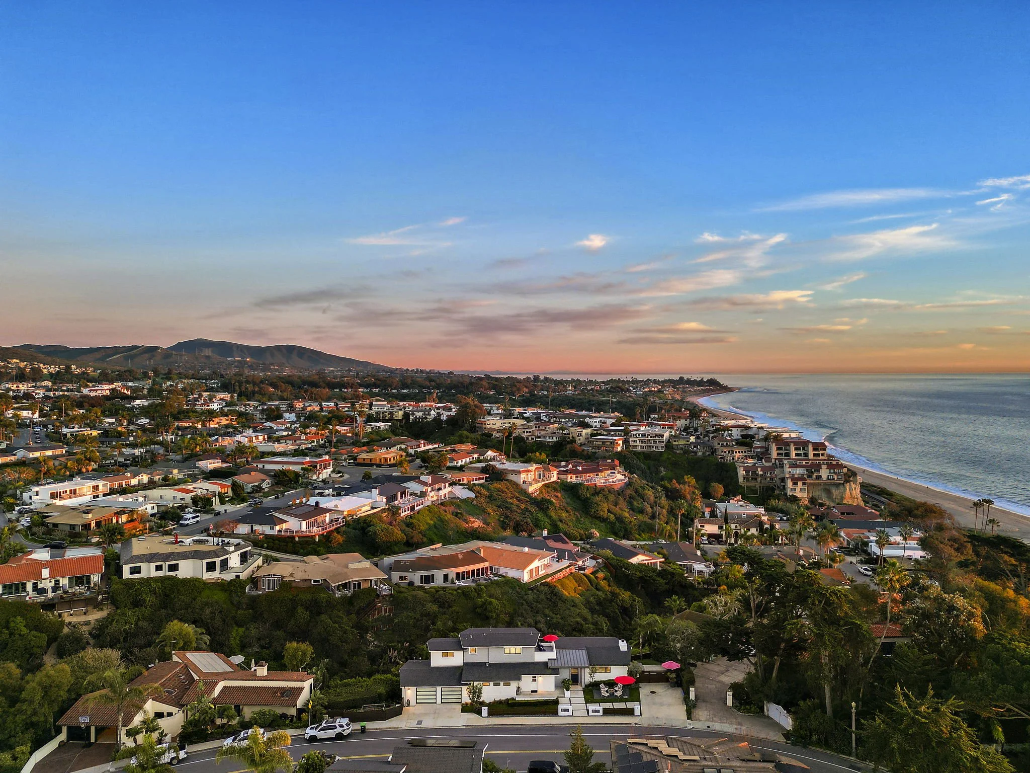 12-web-or-mls-2030 Calle De Los Alamos SUNSET 12.jpg