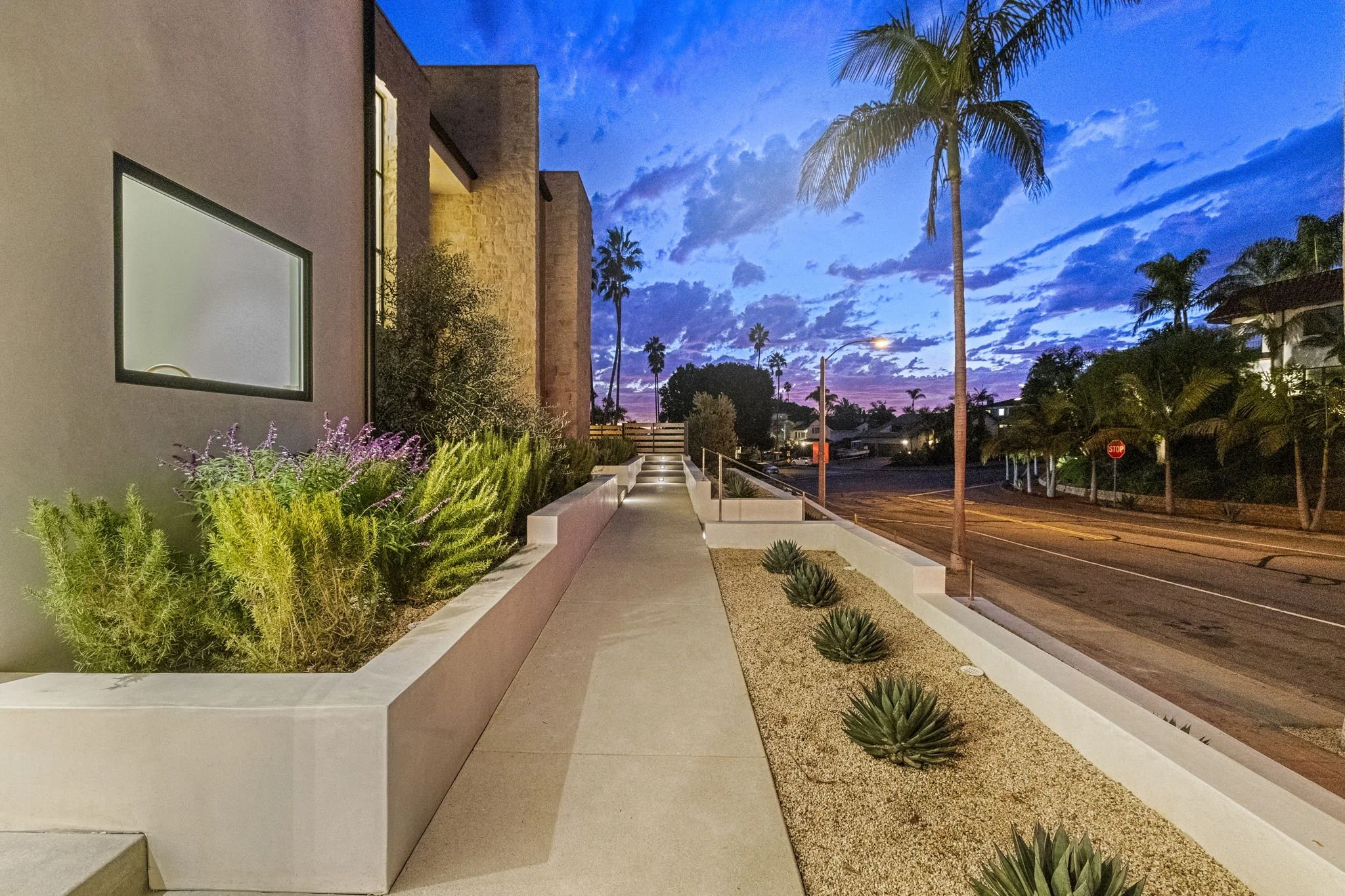 51-web-or-mls-108-print-229 W Paseo De Cristobal TWILIGHT 40.JPG