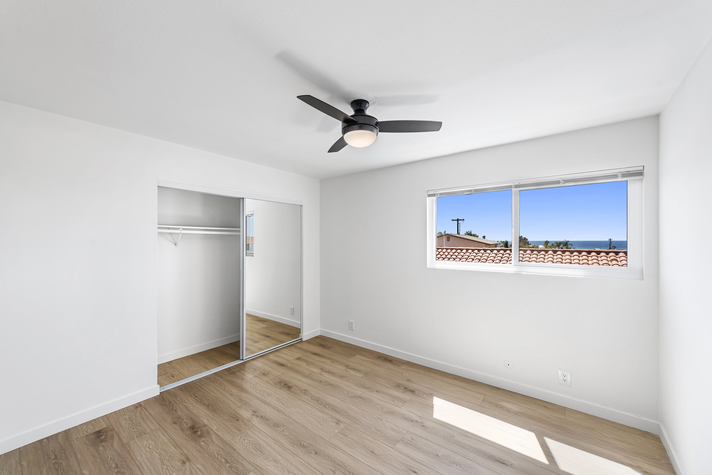 223 Ave Victoria (12).jpg