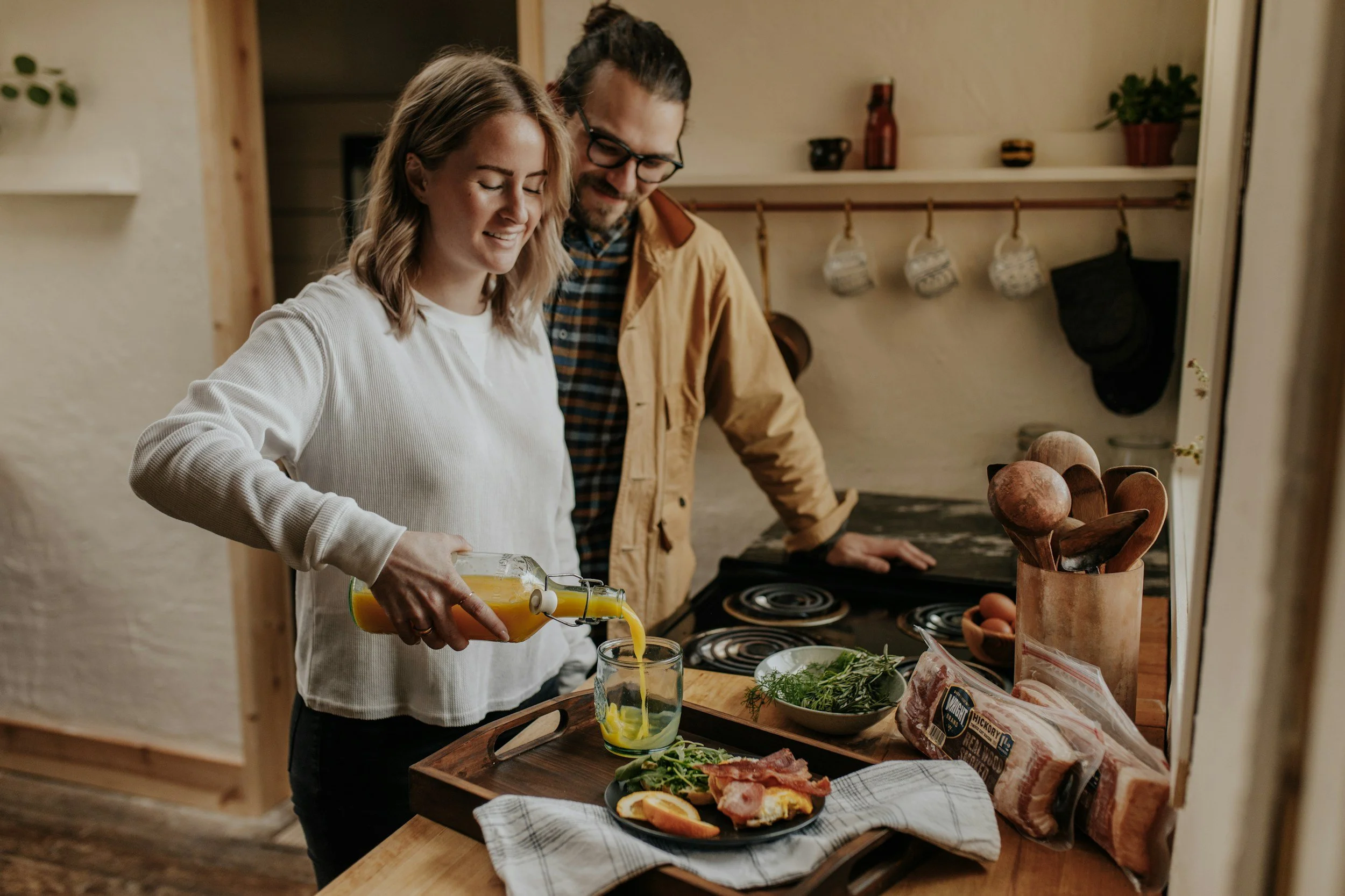 woman over working to please spouse