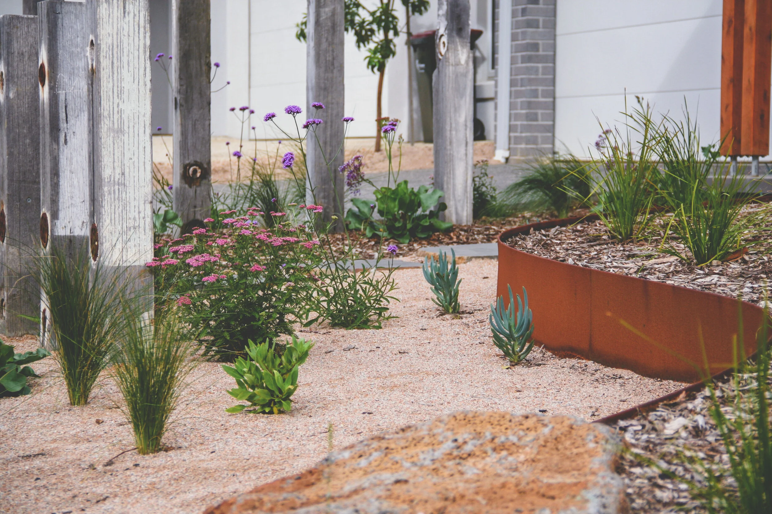 11_gavo6_landscape_design.JPG