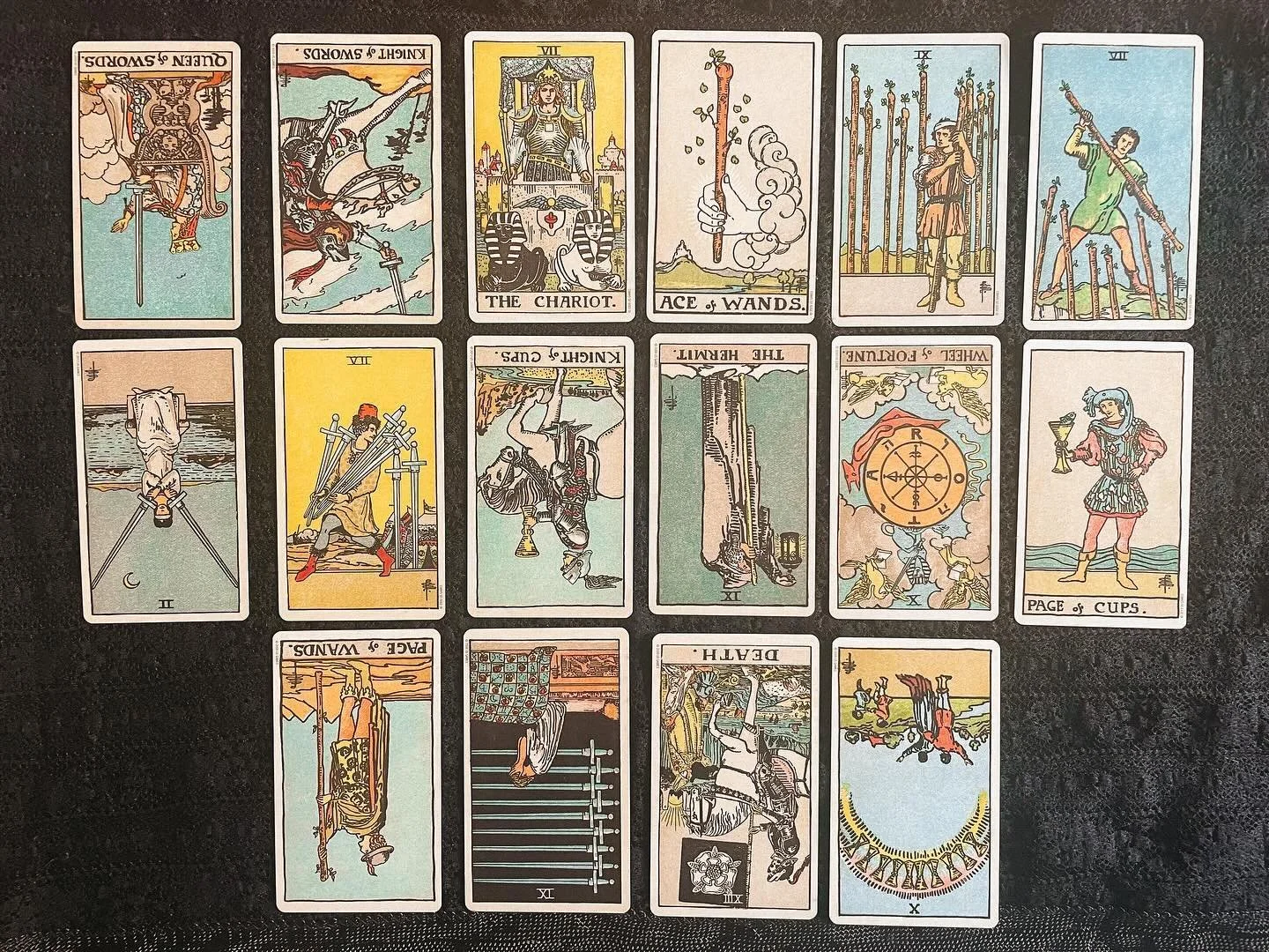 *October 2024* This month is full of Wands and Swords&hellip; it looks like aloooootta drama. Get ready!

#tarot #tarotreader #tarotreading #fortune #astrology #astrologytarot #forcast #october2024