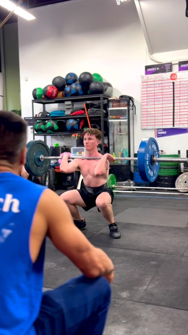 ๐ฅ 25.2 CROSSFIT OPEN T! ๐ฅ
The energy was NEXT LEVEL! ๐ฅ Magic happened!
Strength, speed and heart.
22.3 repeat now because is a brutal and epic workout. Who else felt the burn?
๐ฅ๐ช๐๏ธ‍โ๏ธ Let’s keep pushing limits and making gains tog
