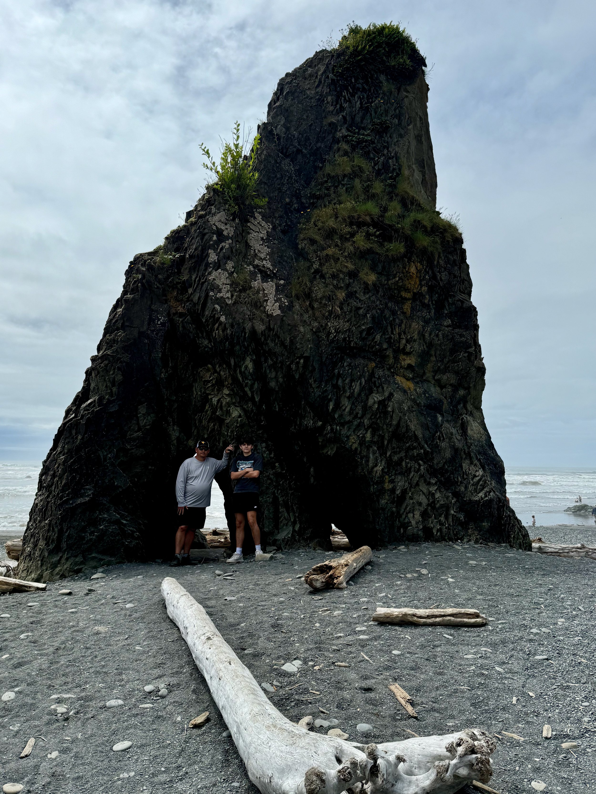 Charlie and Weston with sea stack - Ruby Beach - Olympic National Park - Washington Coast