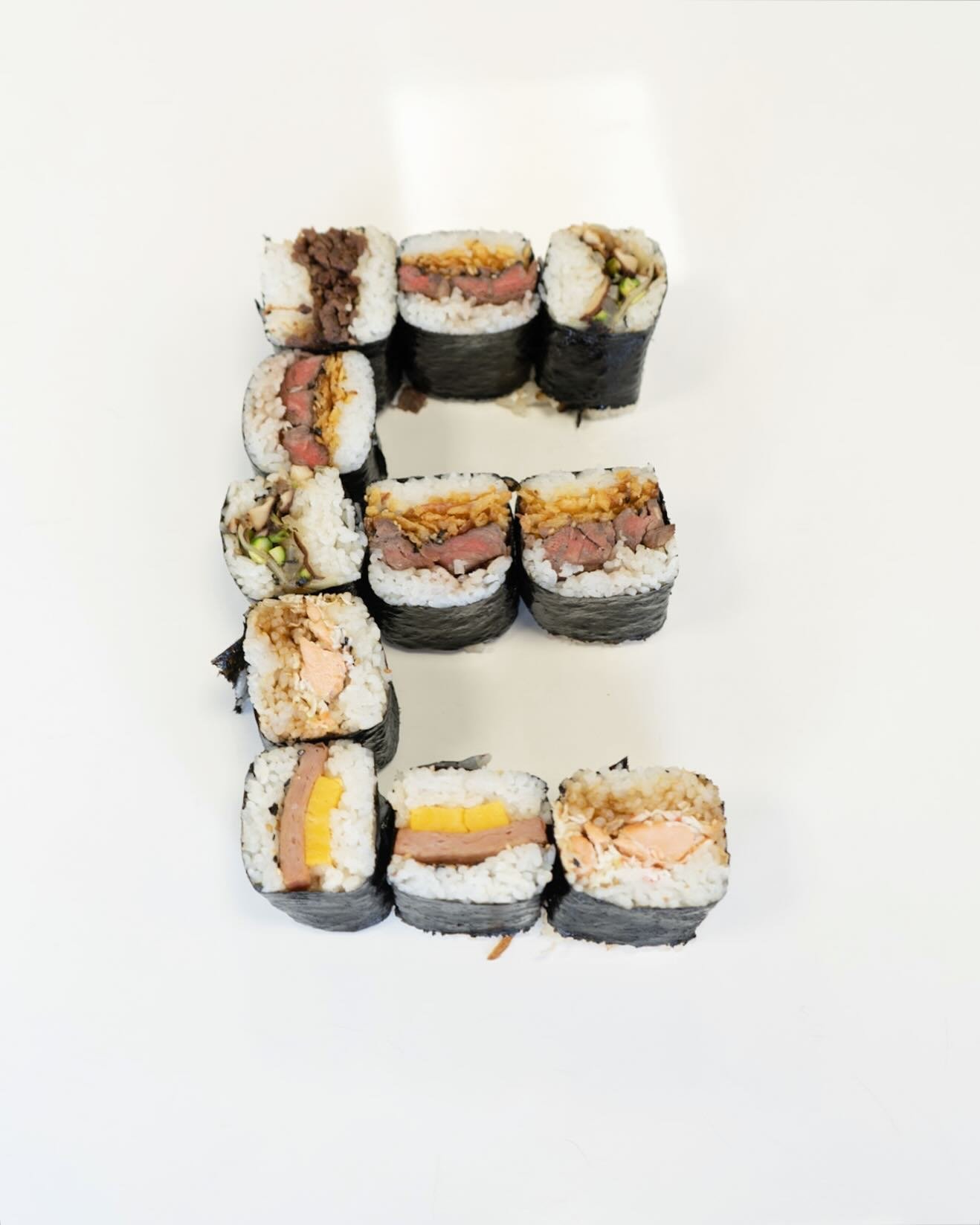 The person who&rsquo;s name starts with an E owes you a Musubi lunch 🤣✨

📍2626 W La Palma Ave, Anaheim, CA
⏰ 10A-8:30P
#musubisquare