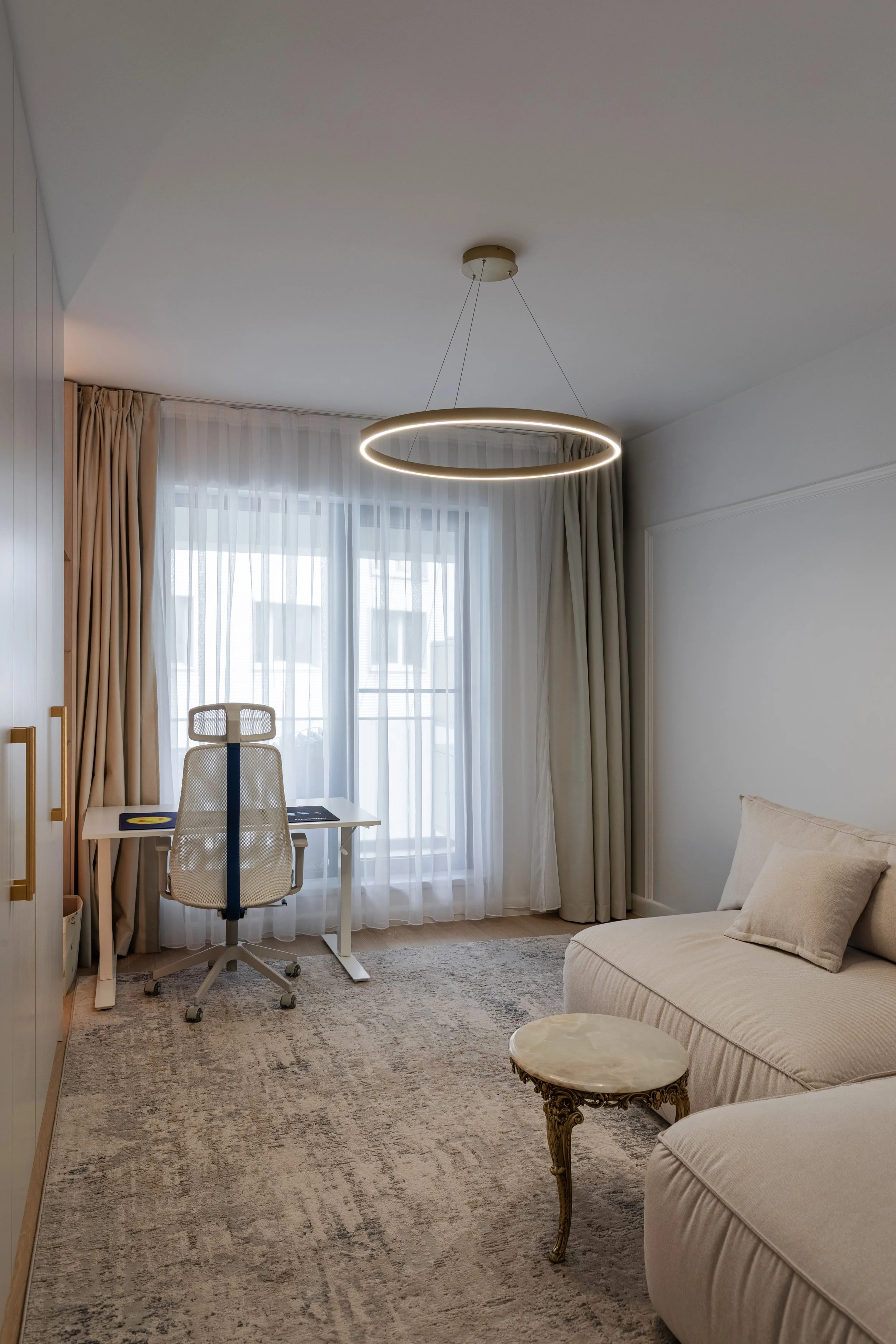 dormitor mic apartament 4 camere