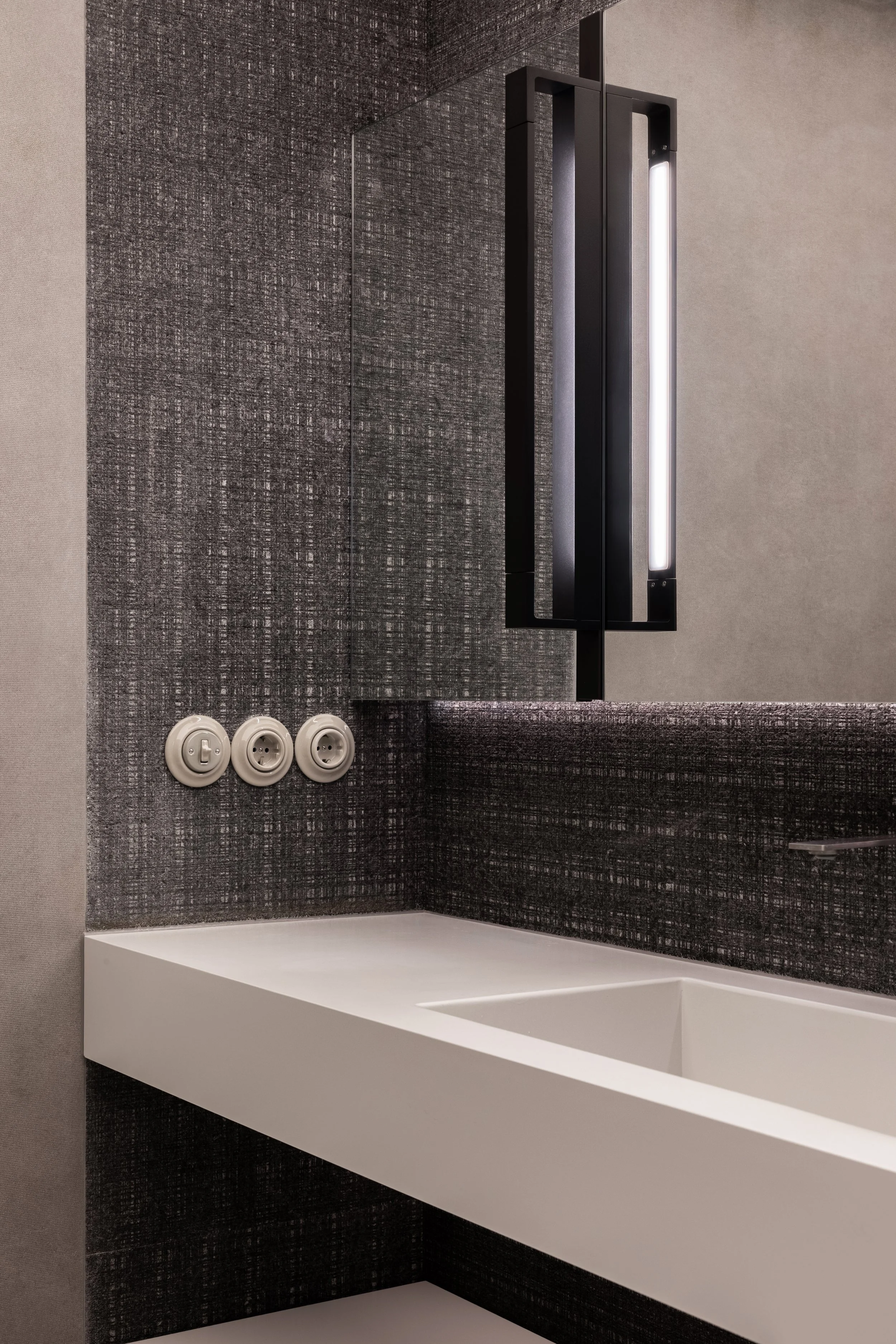 design_interior_baie_matrimoniala_dorobanti_7.jpg