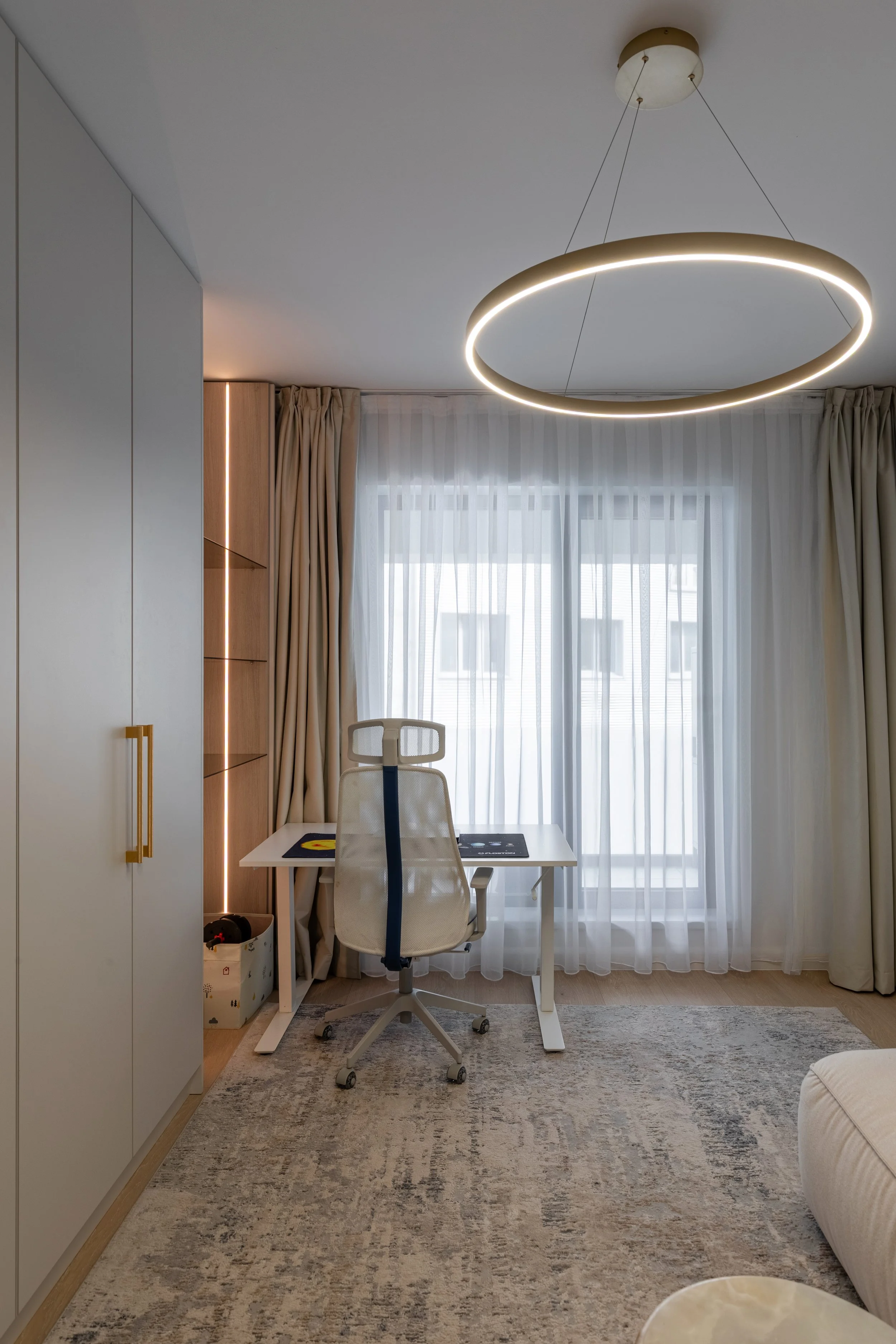 dormitor mic apartament 4 camere