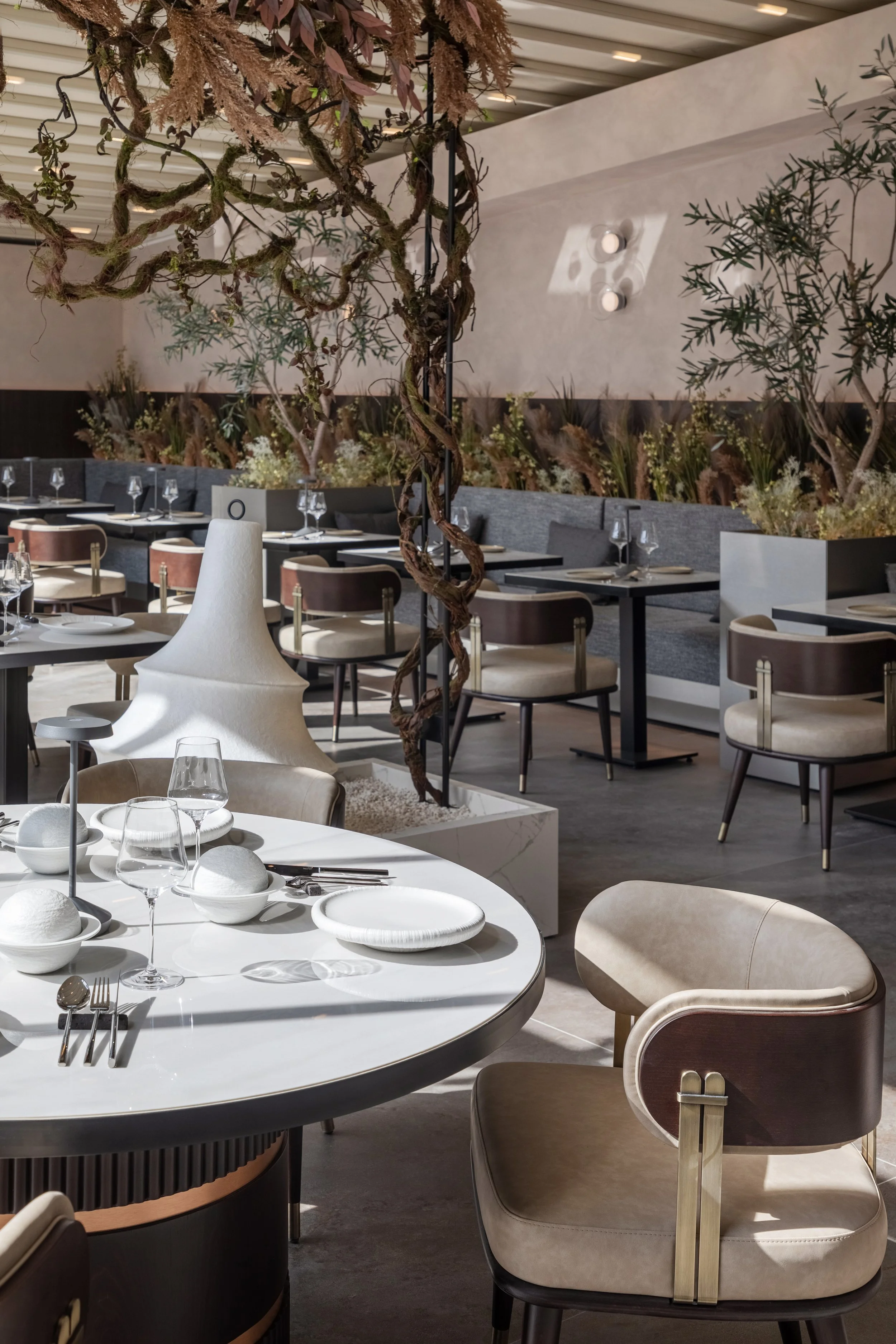 amenajare design interior restaurant aura nordul capitalei pure-mess design