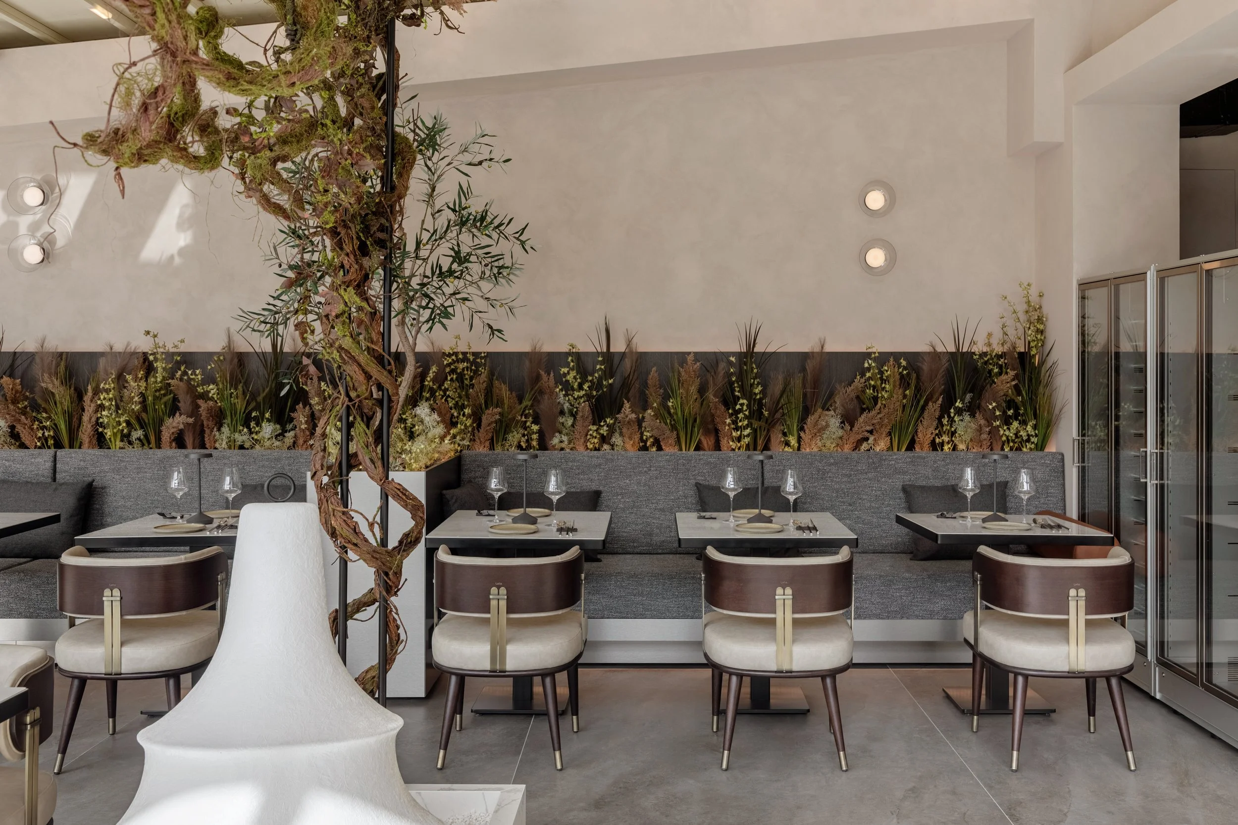 amenajare design interior restaurant aura nordul capitalei pure-mess design