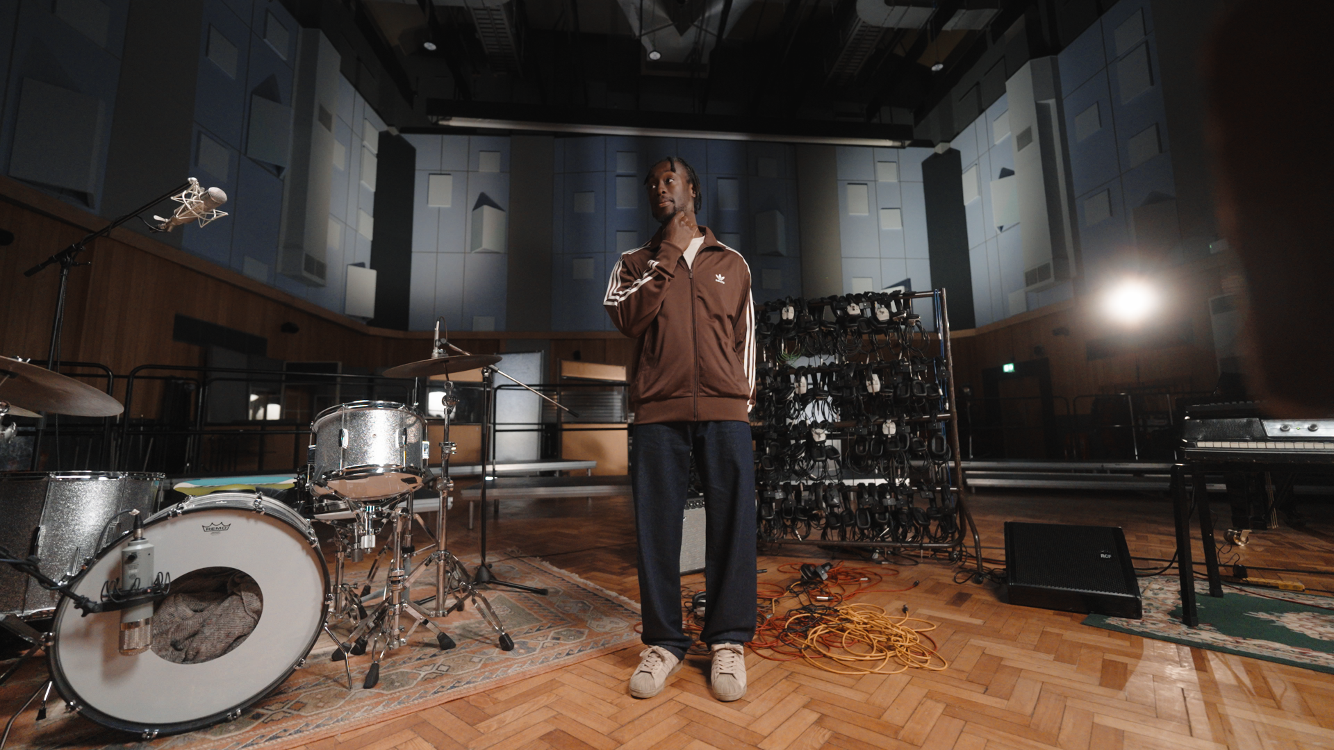 HD FRAMES.00_01_02_05.Still026.png