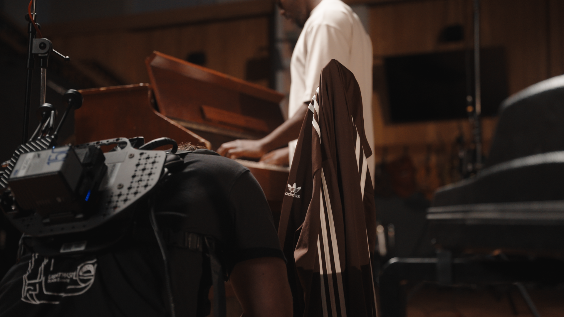 HD FRAMES.00_03_06_01.Still035.png