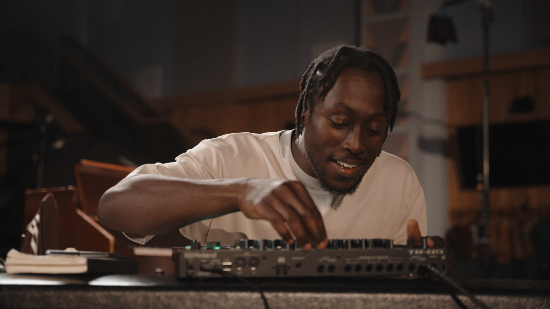 HD FRAMES.00_03_23_10.Still038.png